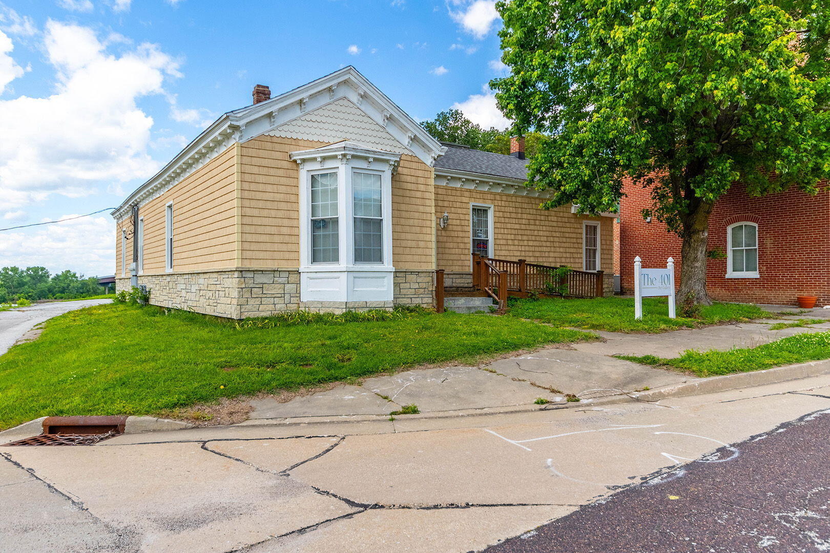 401 High St Property Photo 1