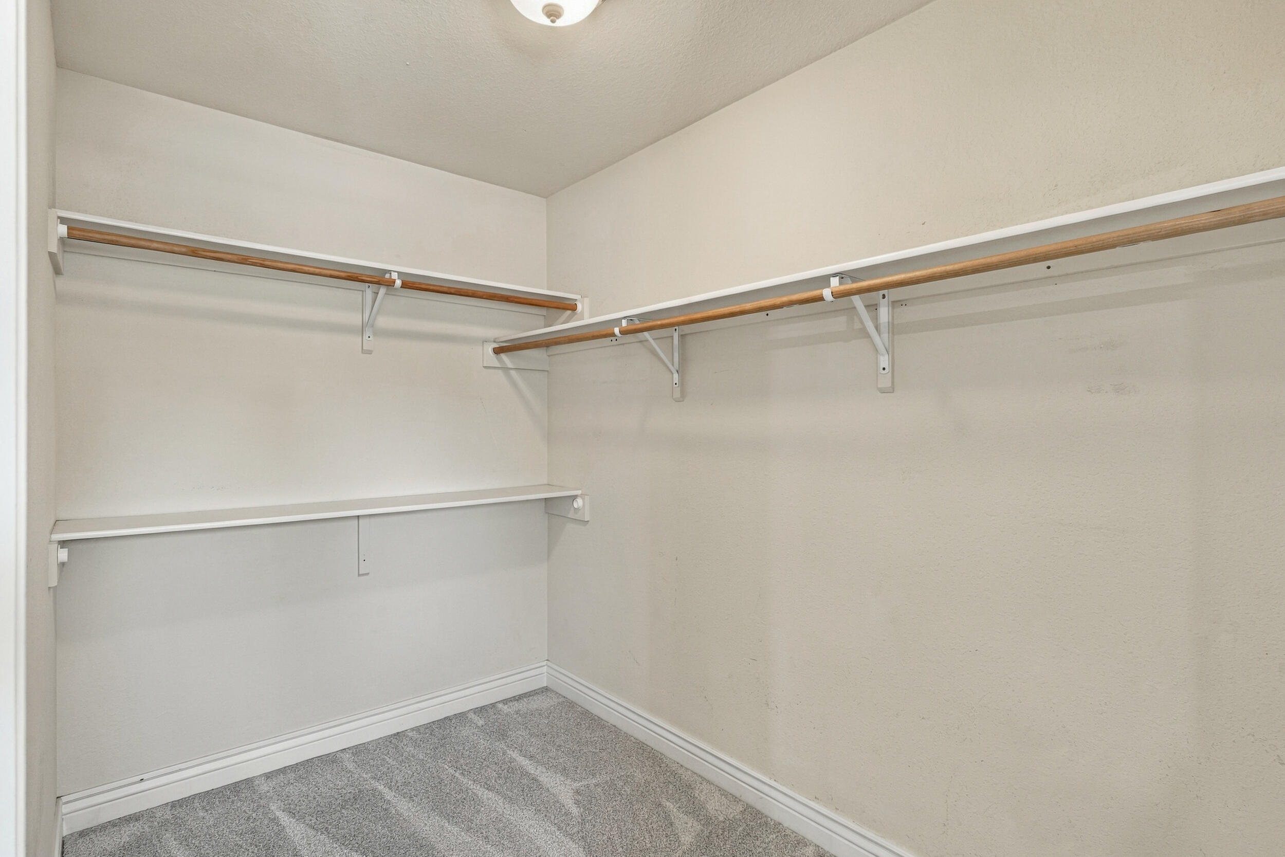 508 Middleton Dr Property Photo 35