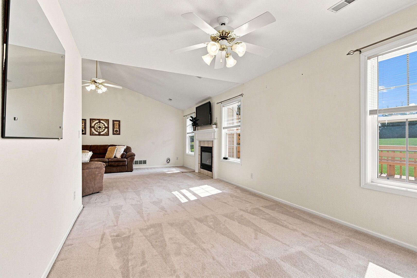 729 Mckinsey Pl Property Photo 15