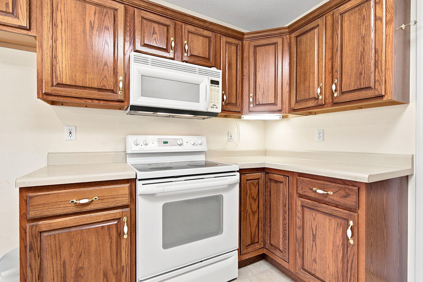 729 Mckinsey Pl Property Photo 24