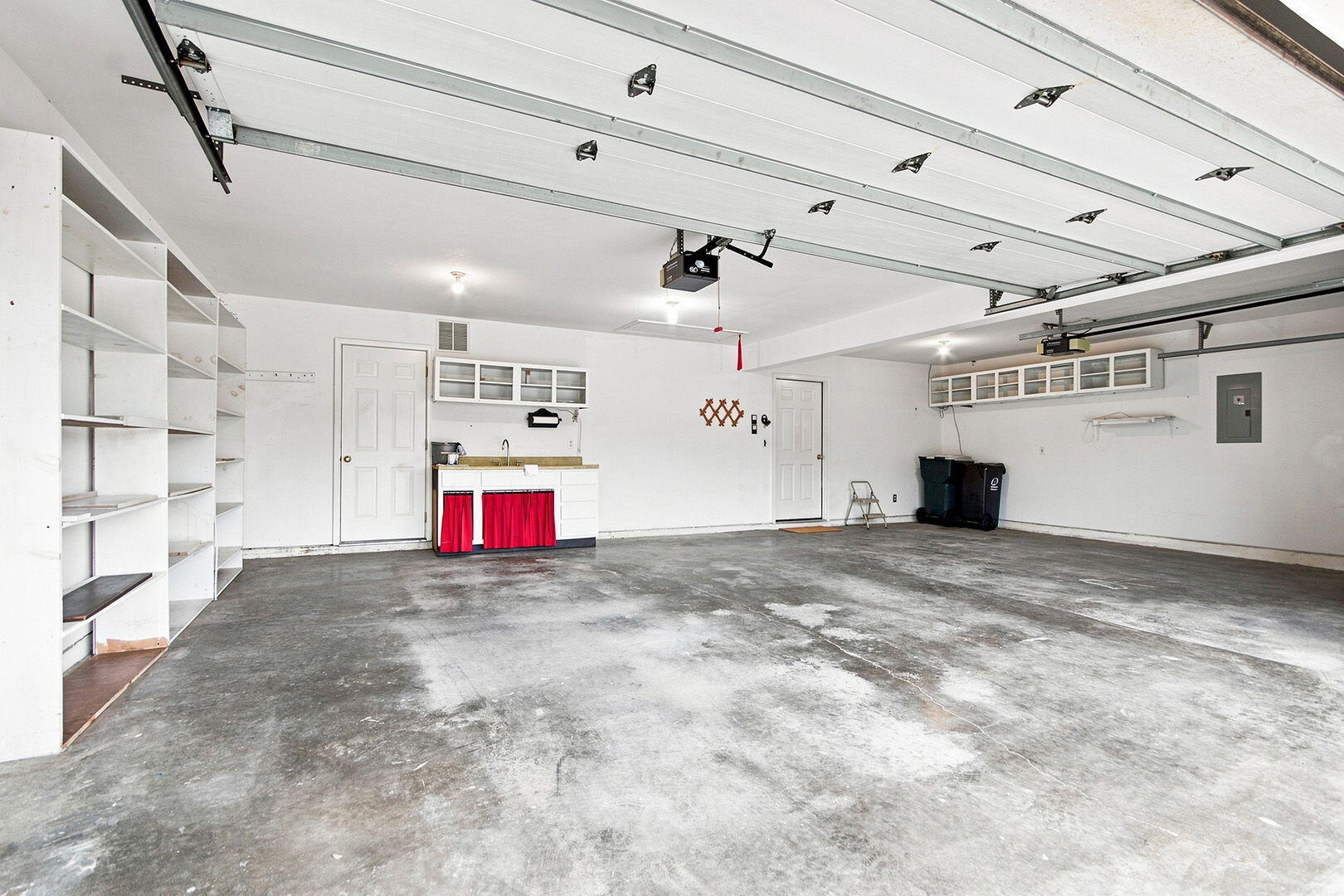 729 Mckinsey Pl Property Photo 41