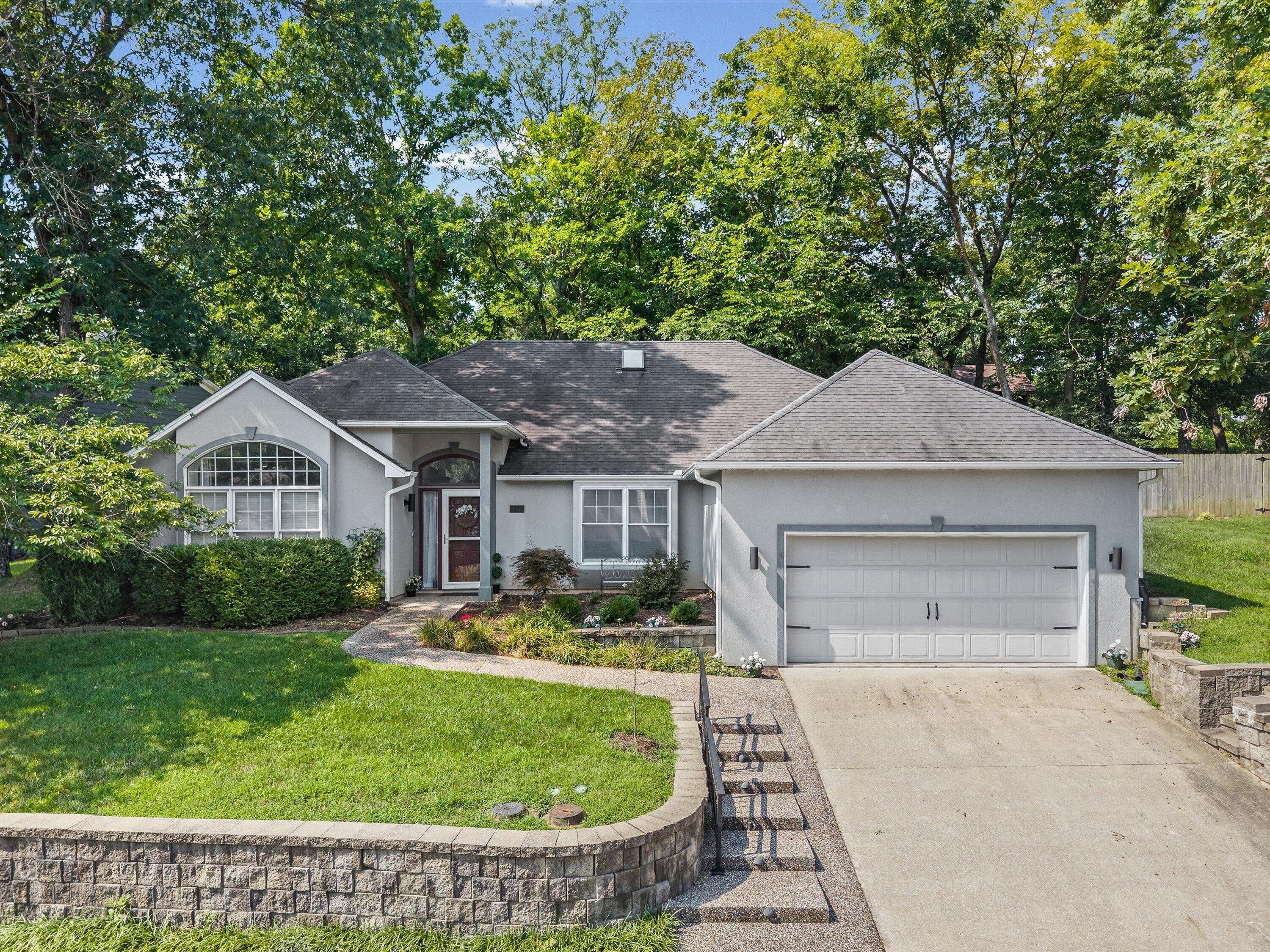 5507 Dalcross Dr Property Photo 1