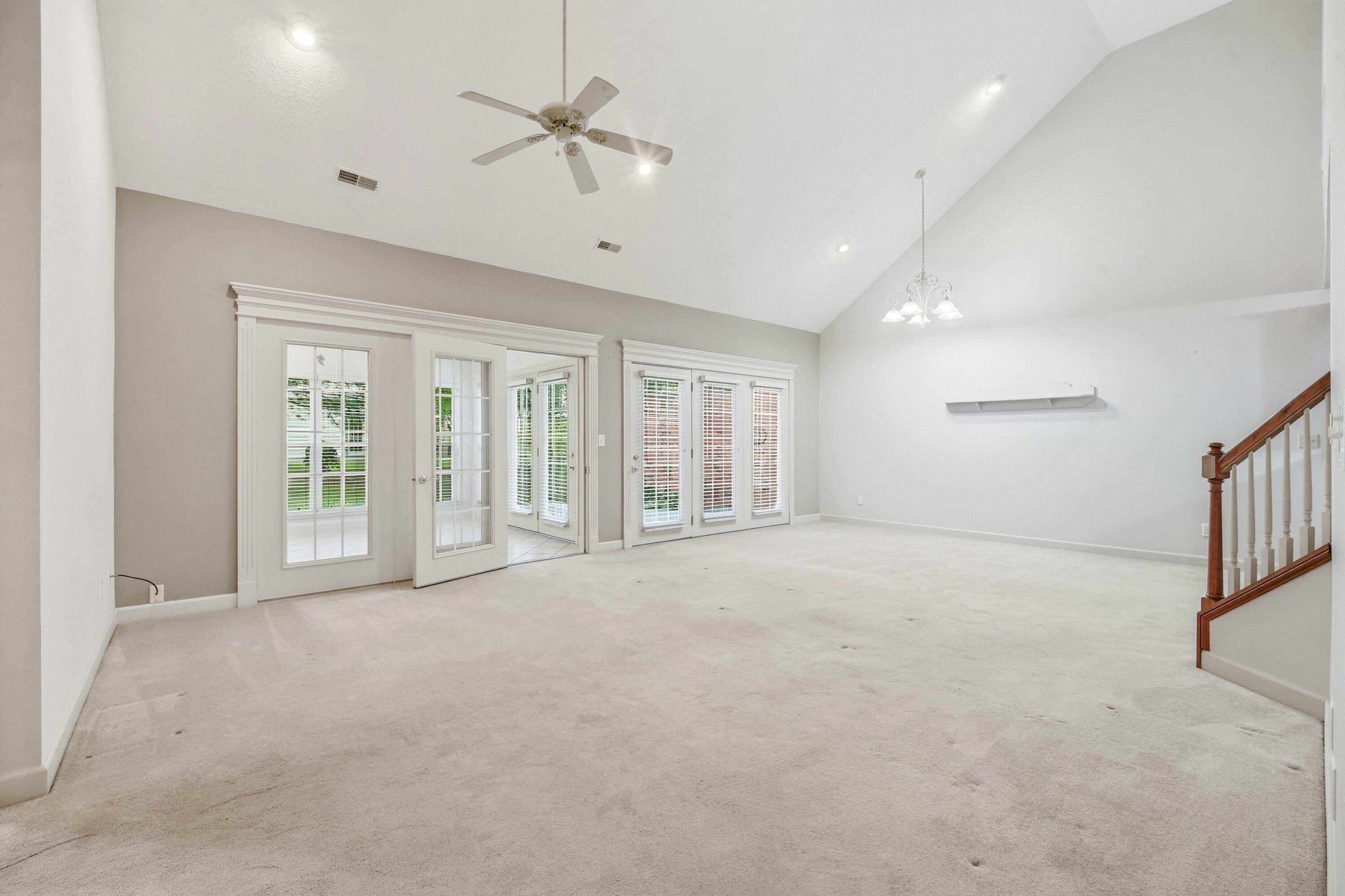 3008 Wind River Ct Property Photo 3