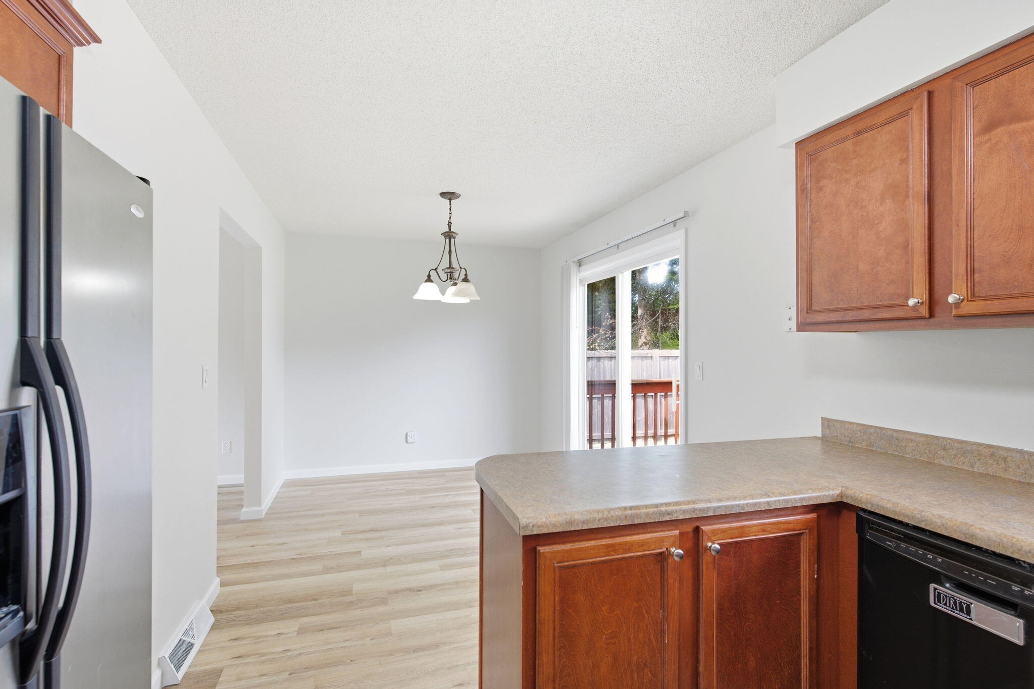 1751 Crockett Dr Property Photo 11