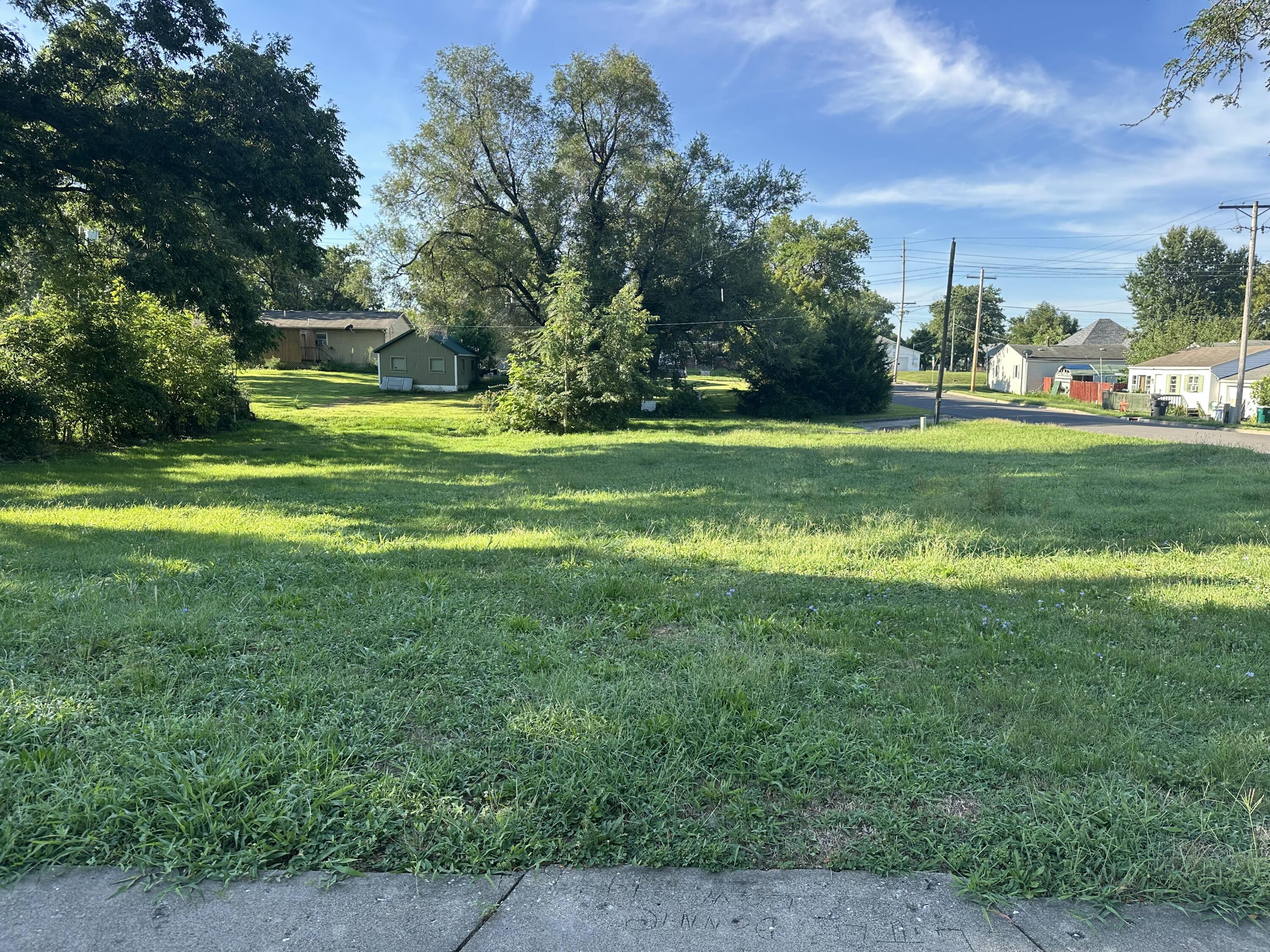 1226 Henry St Property Photo 1