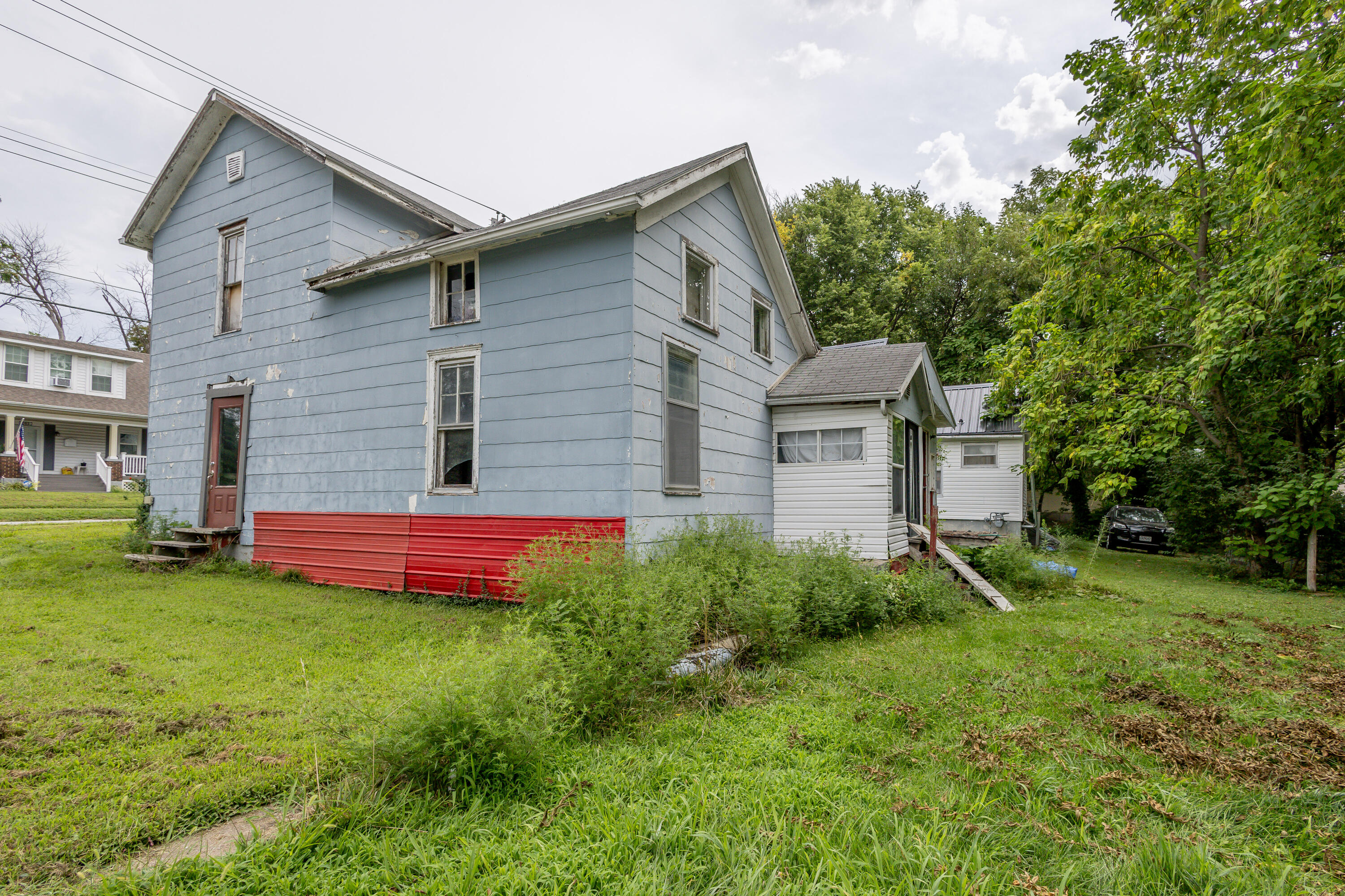 200 E Breckenridge St Property Photo 3