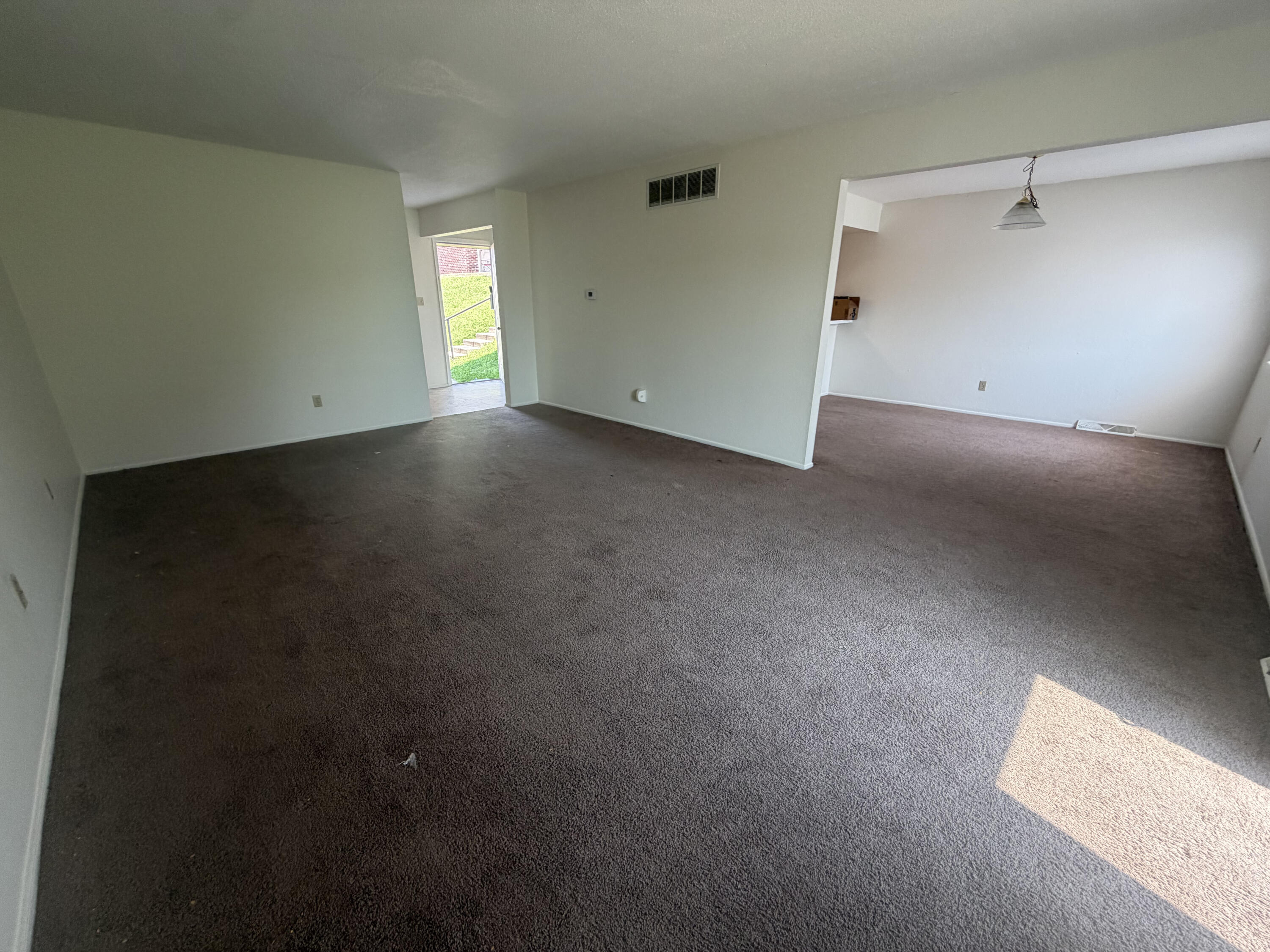 903 Southwest Blvd Apt-h Property Photo 4