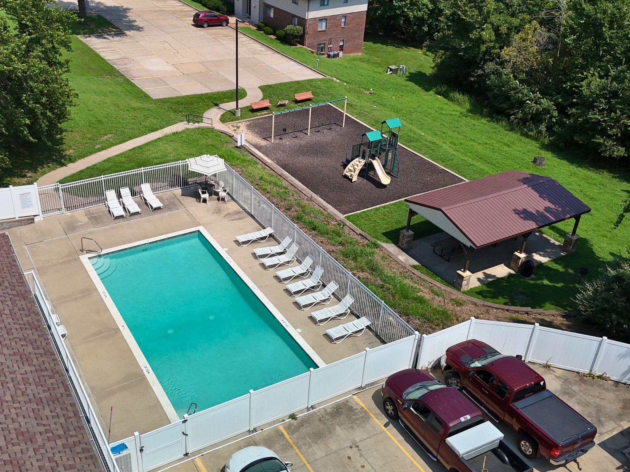 903 Southwest Blvd Apt-h Property Photo 27