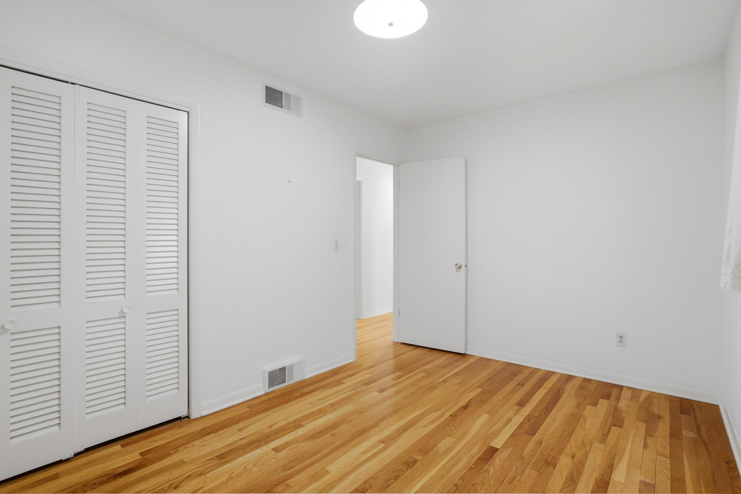 812 Valley Ct Property Photo 33