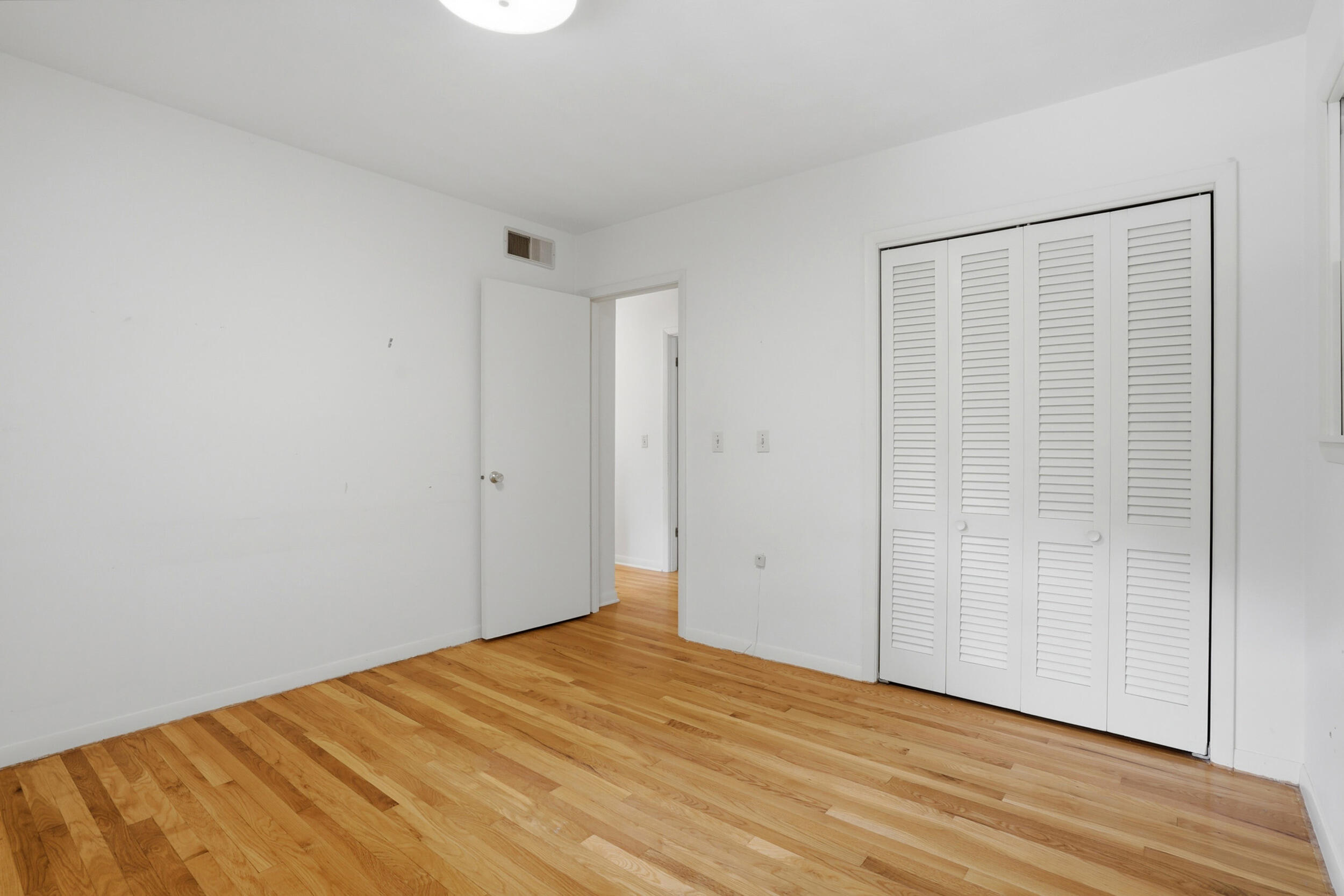 812 Valley Ct Property Photo 35