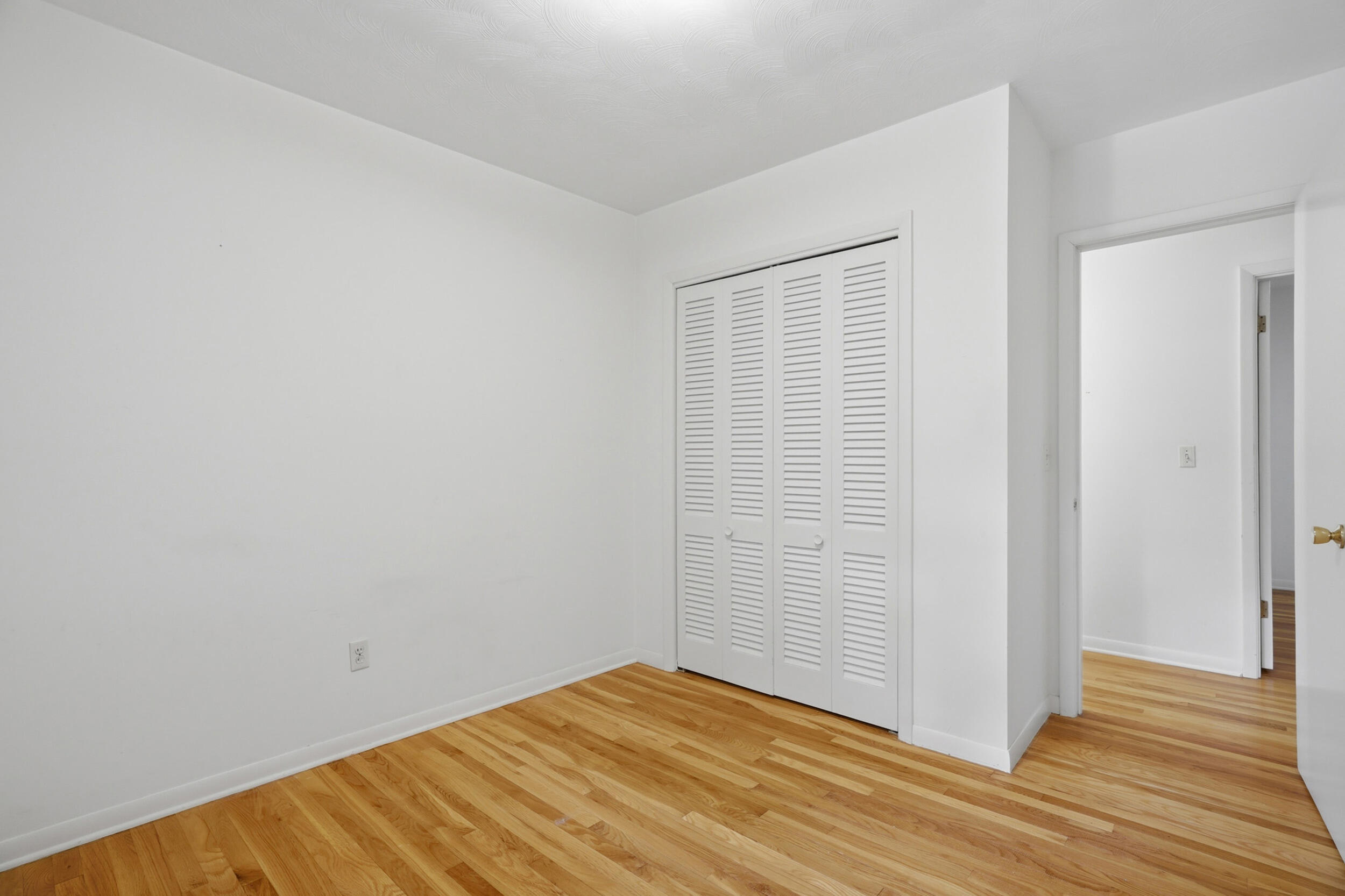 812 Valley Ct Property Photo 37