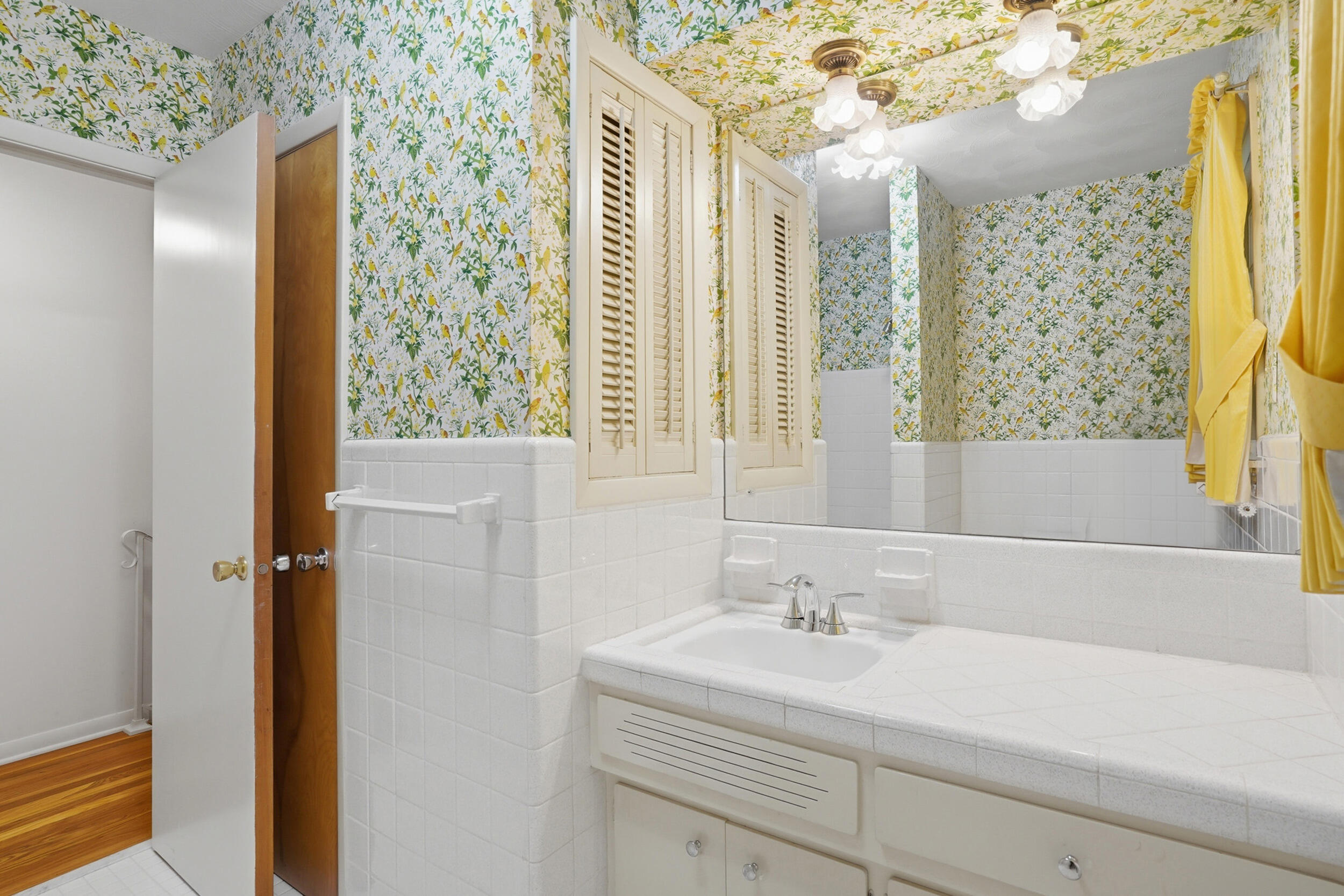 812 Valley Ct Property Photo 39