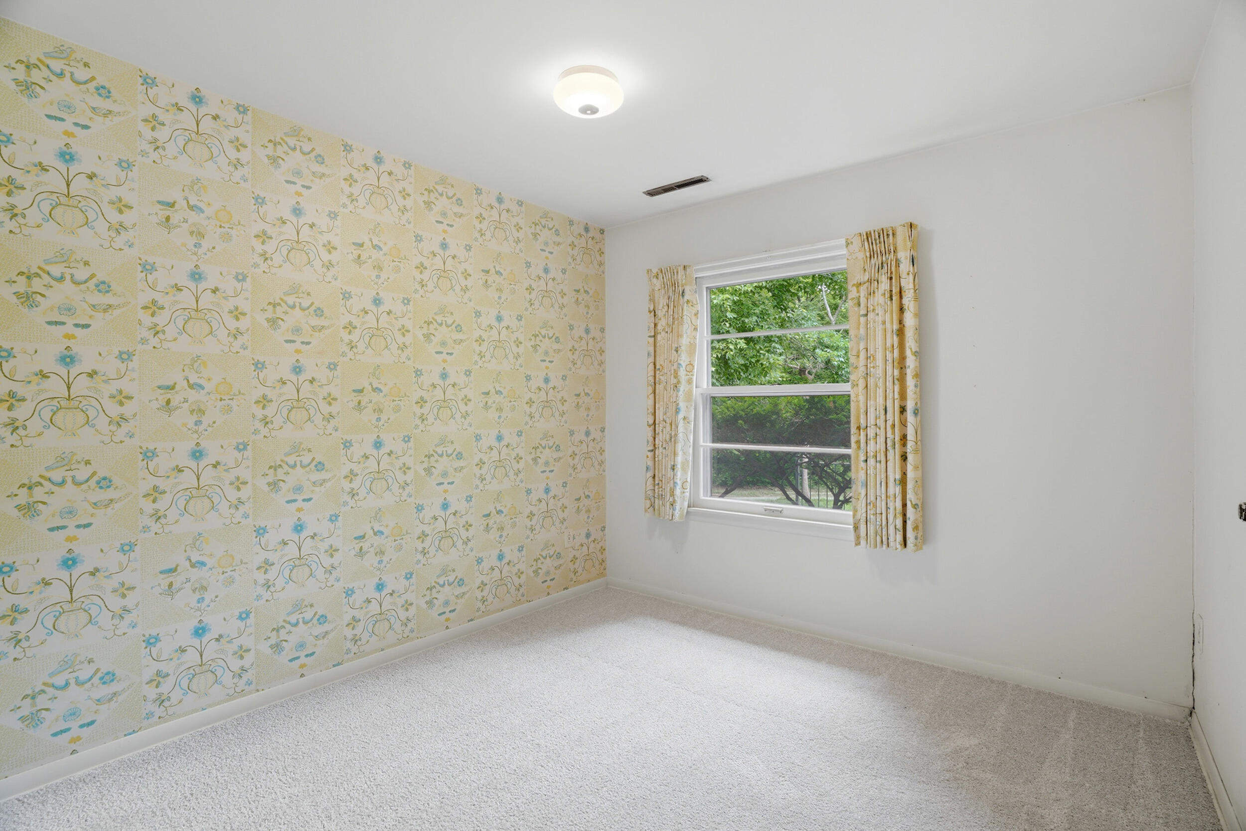 812 Valley Ct Property Photo 41