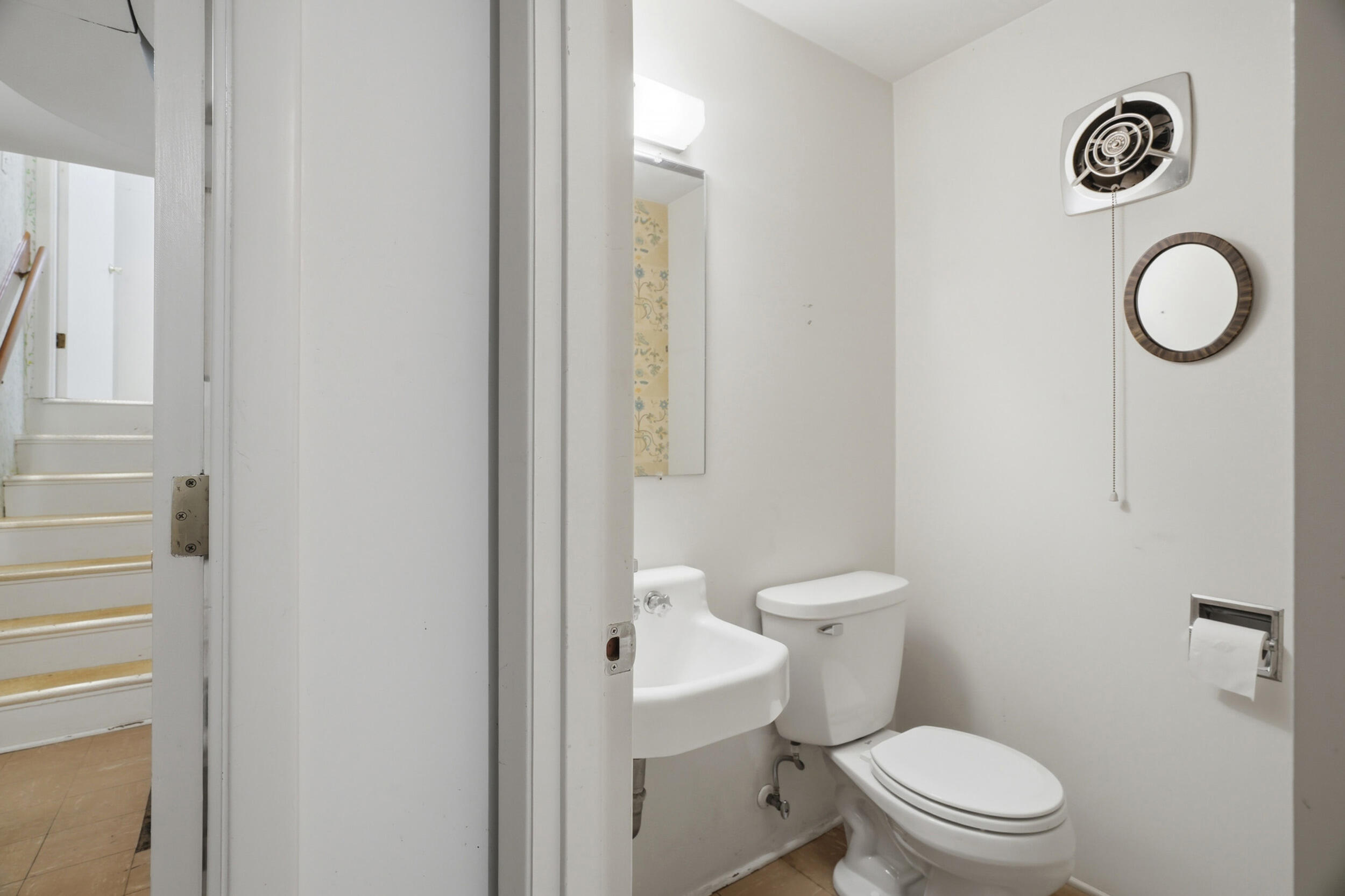 812 Valley Ct Property Photo 43