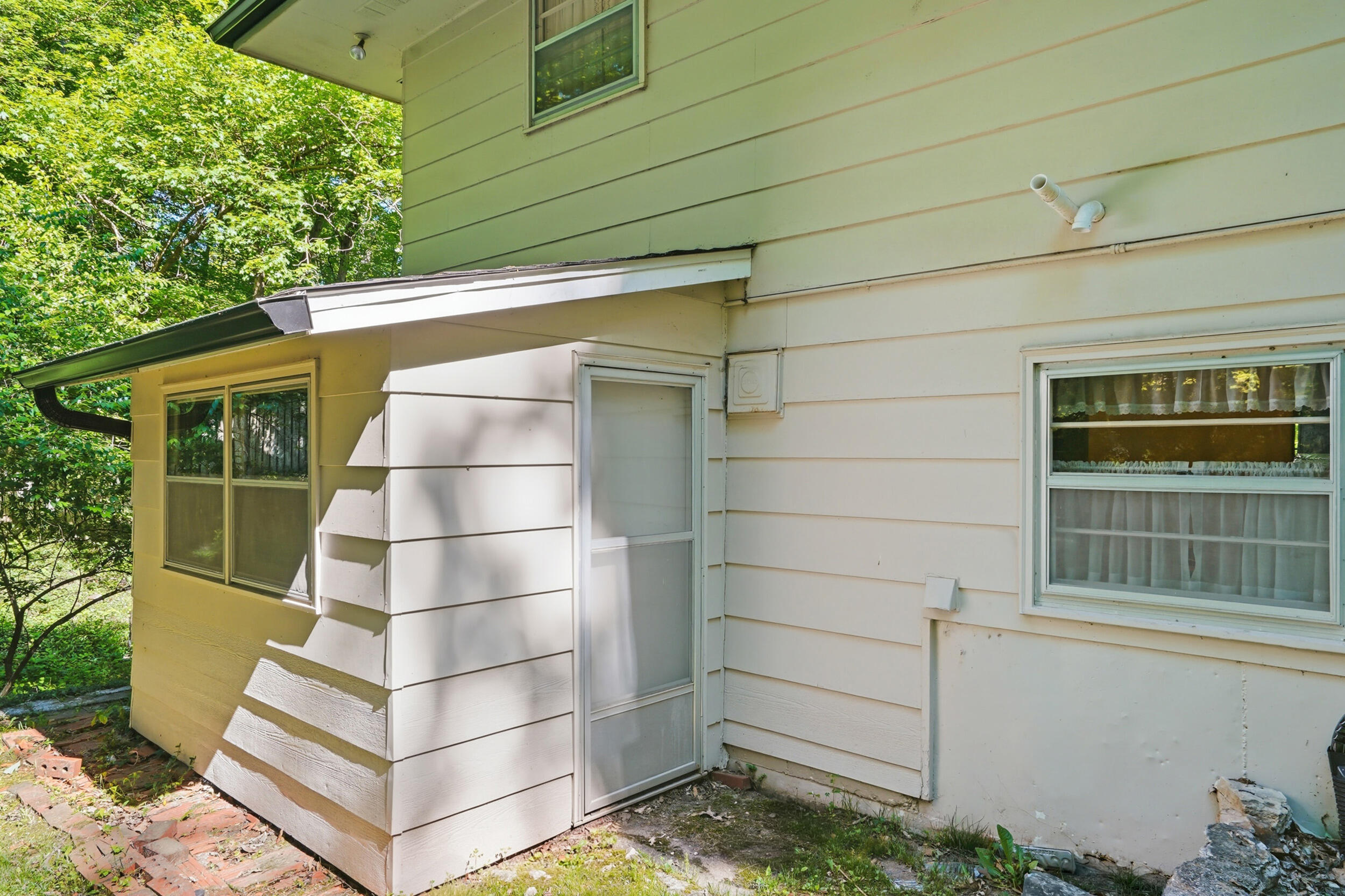812 Valley Ct Property Photo 47