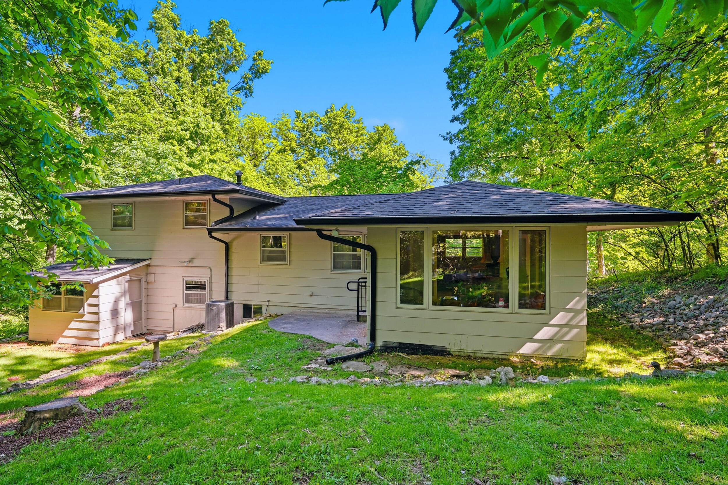 812 Valley Ct Property Photo 48