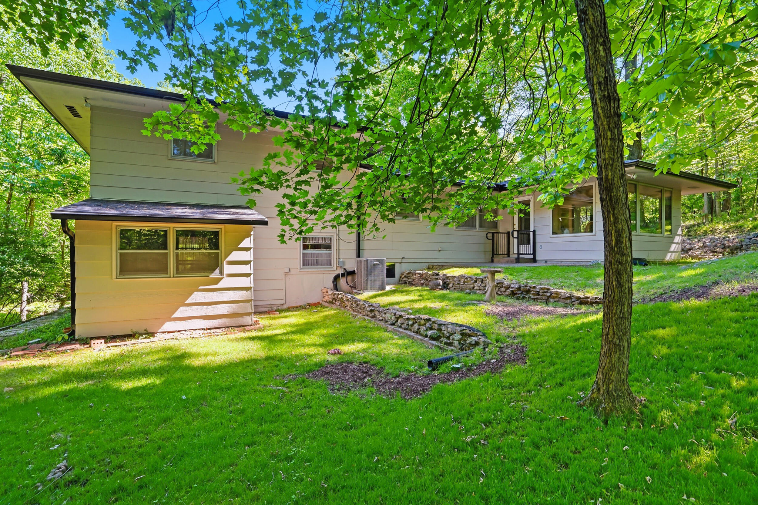 812 Valley Ct Property Photo 49