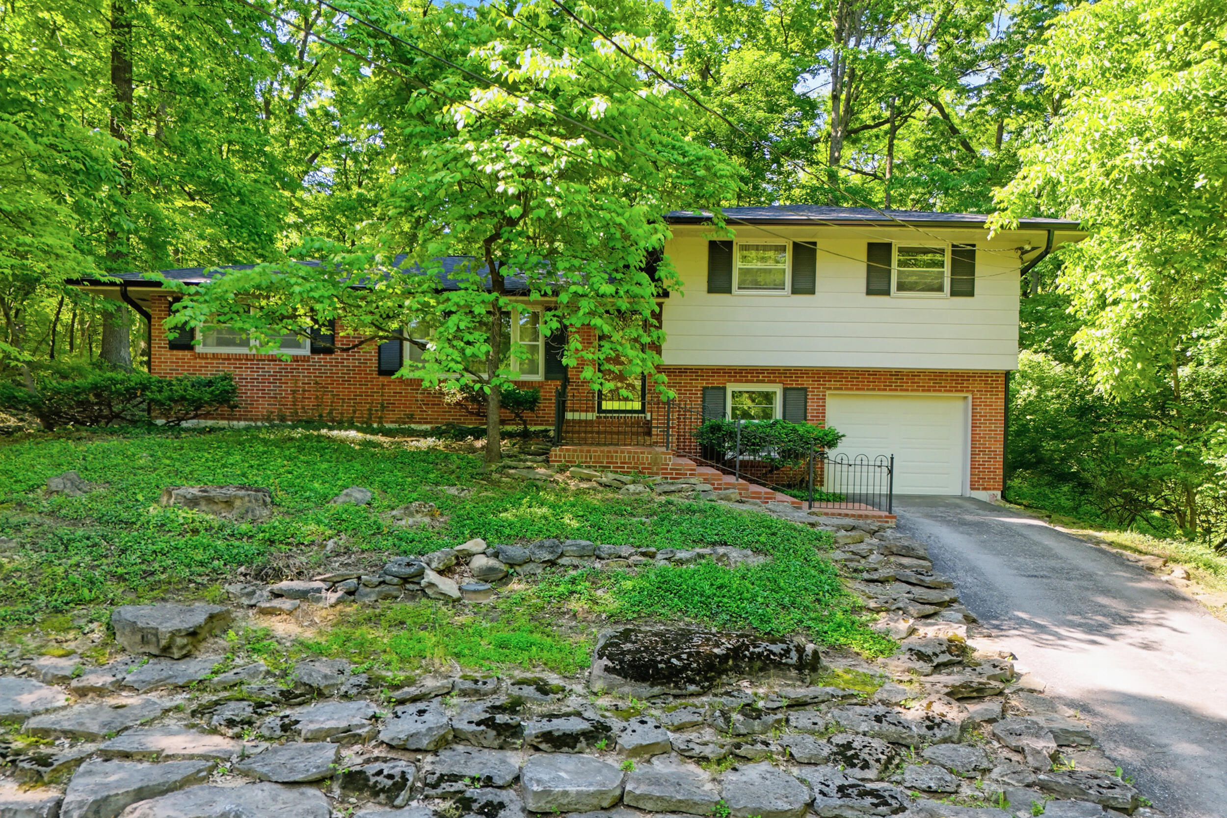 812 Valley Ct Property Photo 53