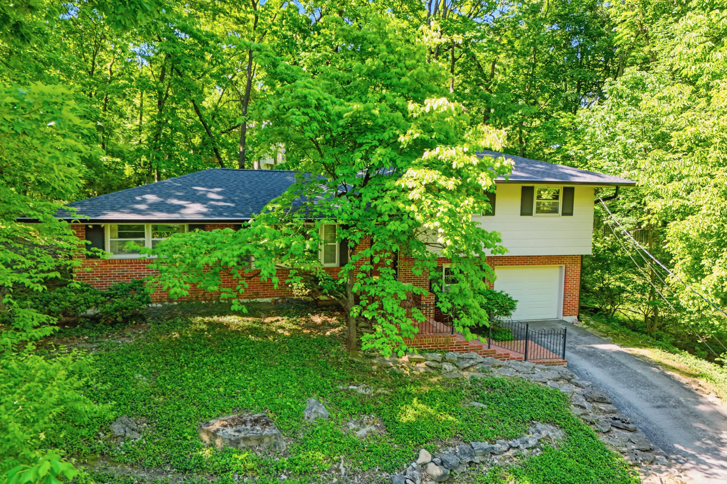 812 Valley Ct Property Photo 55