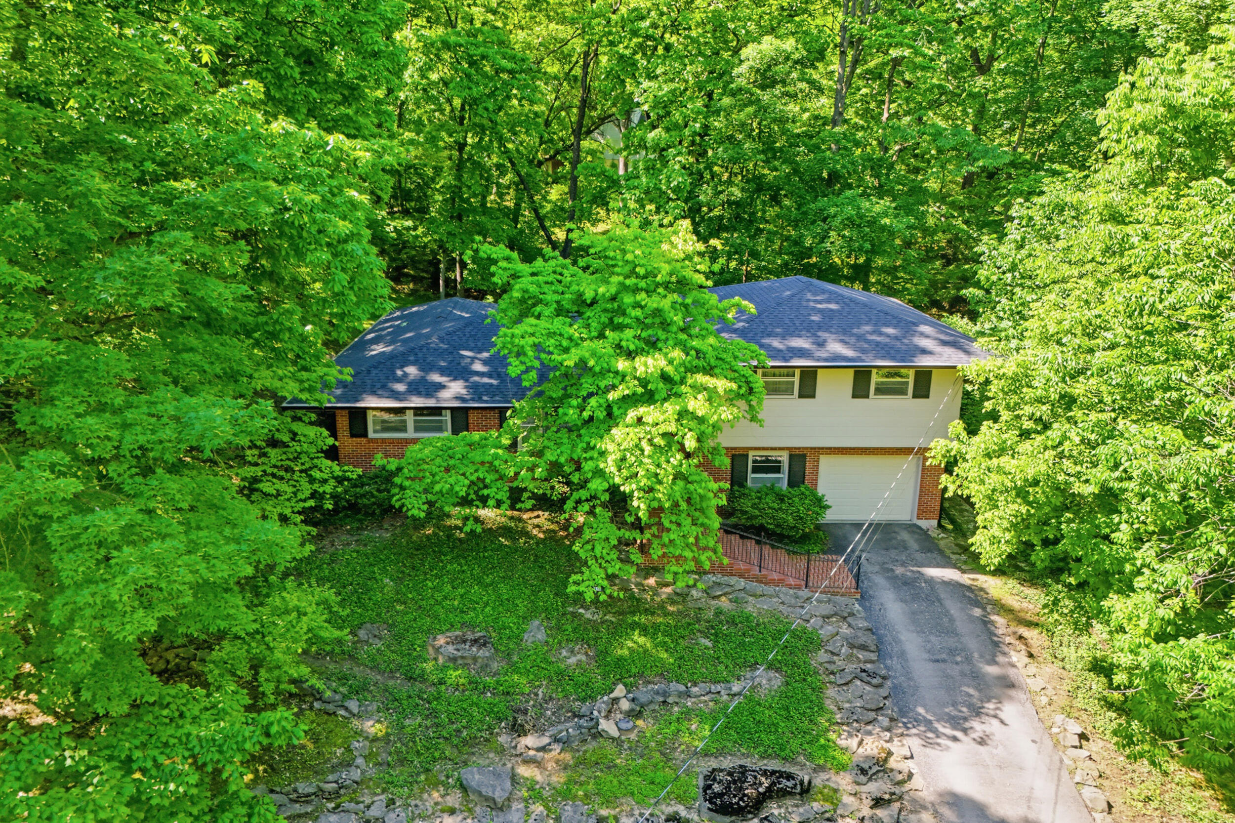 812 Valley Ct Property Photo 56