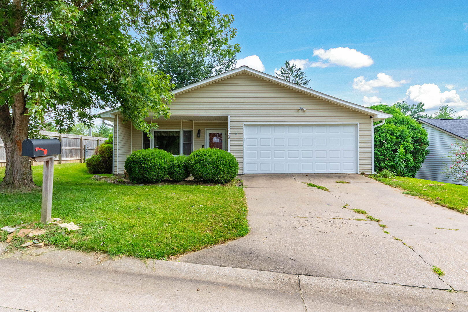 4300 W BROOKVIEW TERR