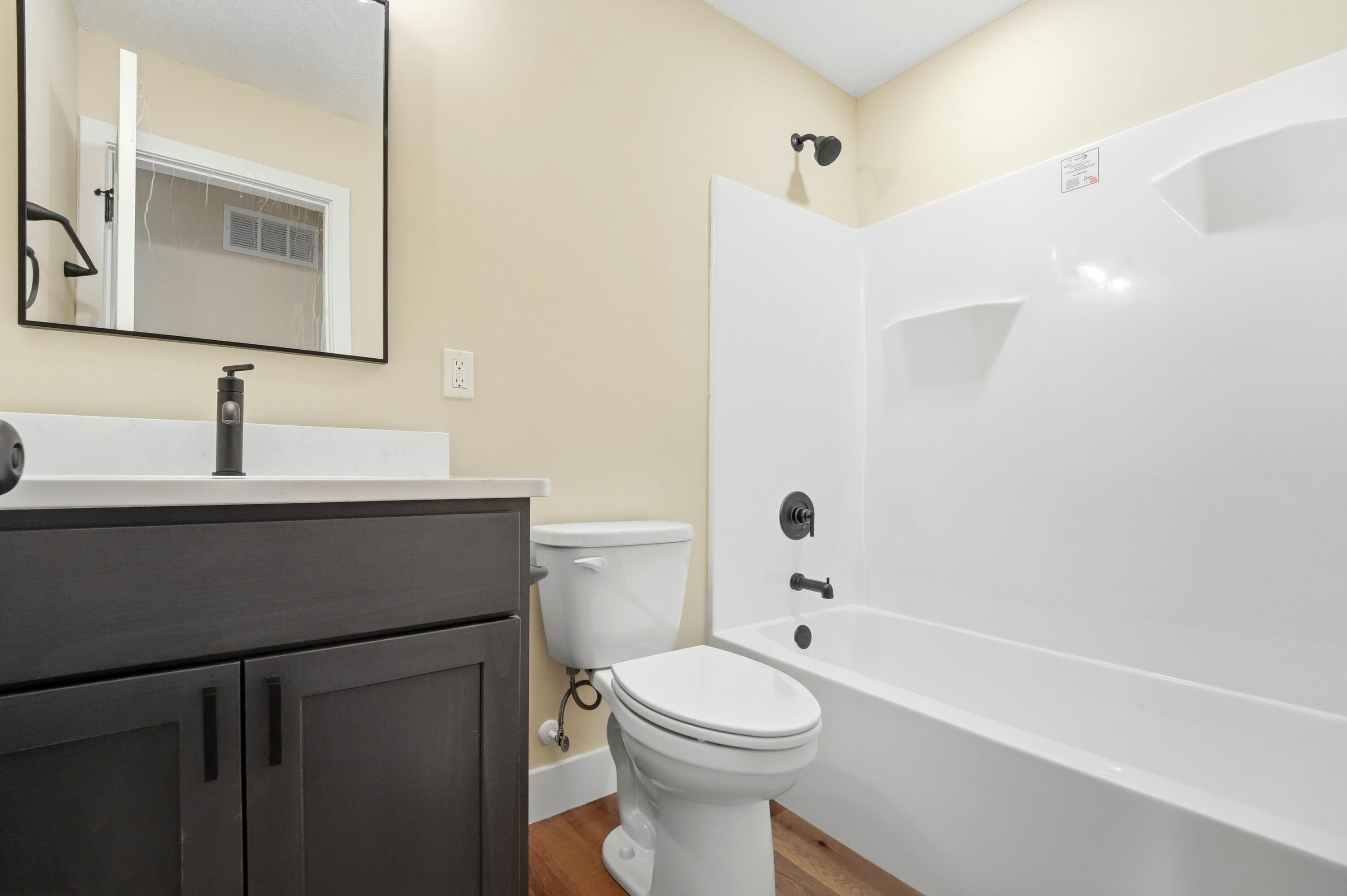 1104 Falcon Dr Property Photo 16