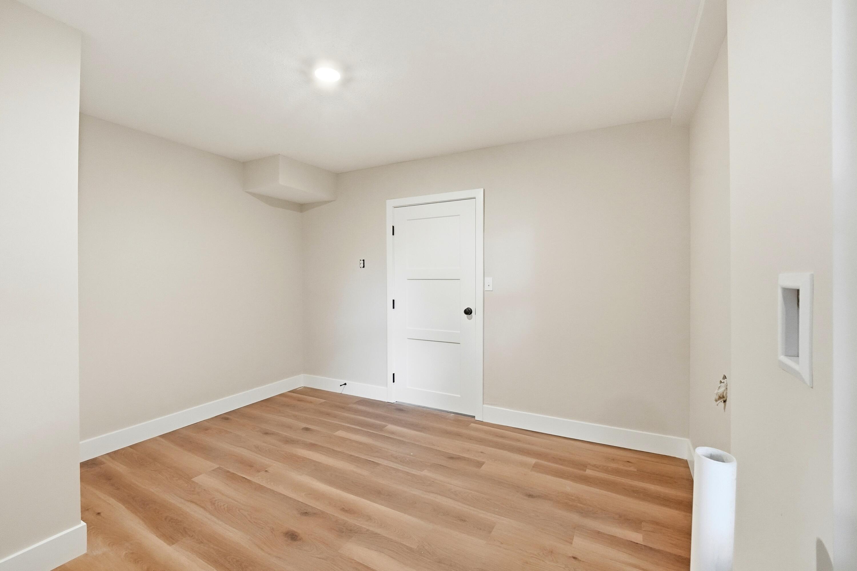 1104 Falcon Dr Property Photo 24
