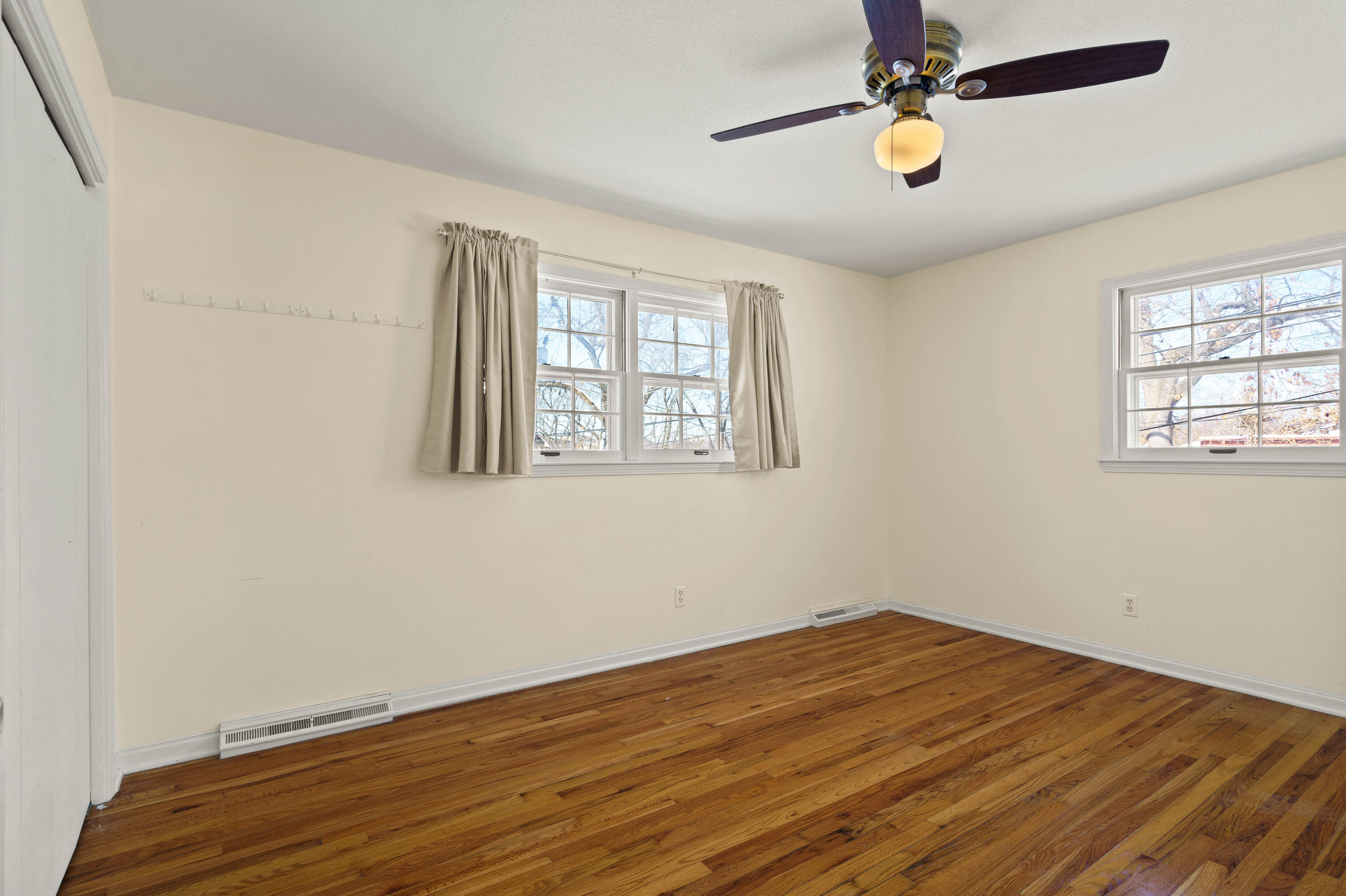2218 Bluff Blvd Property Photo 16