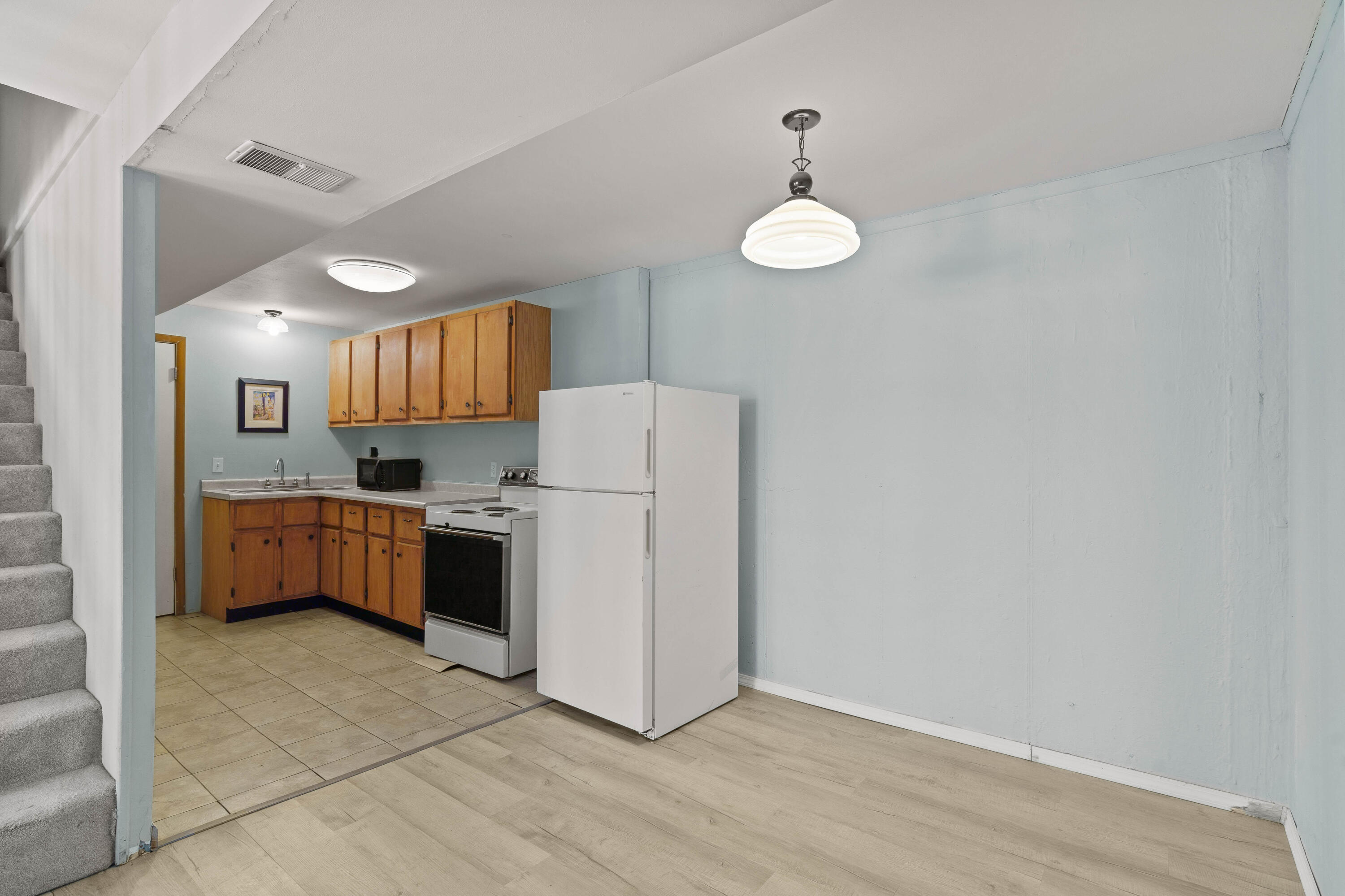 2218 Bluff Blvd Property Photo 18