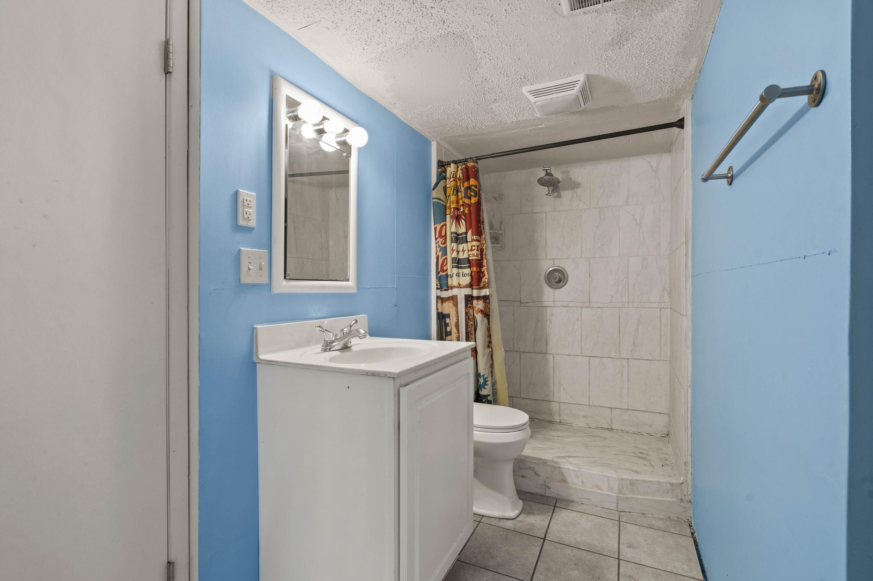2218 Bluff Blvd Property Photo 22