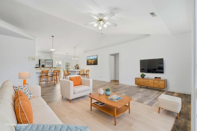 3904 Derby Ridge Dr Property Photo 5