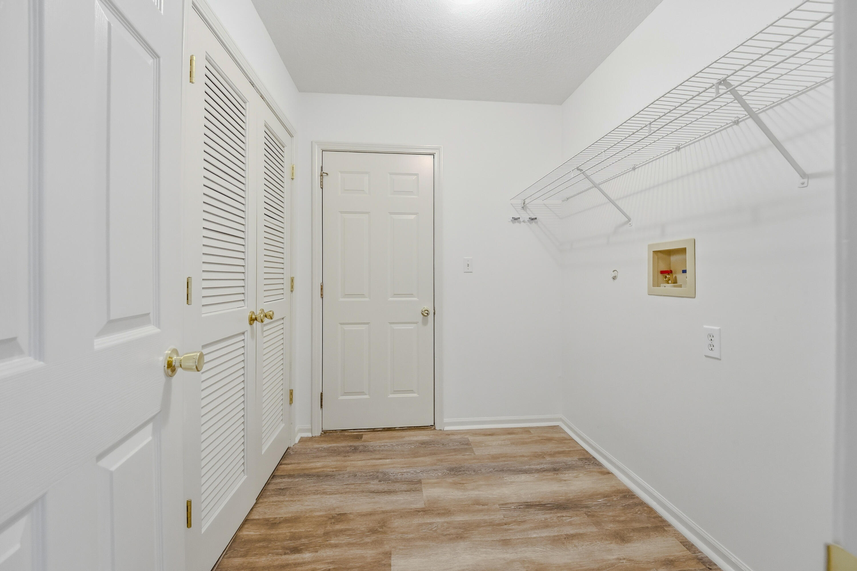 3904 Derby Ridge Dr Property Photo 16