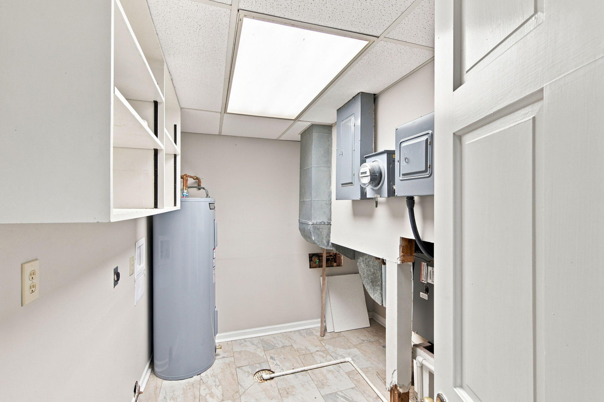 1724 N Chapman Ln Property Photo 10