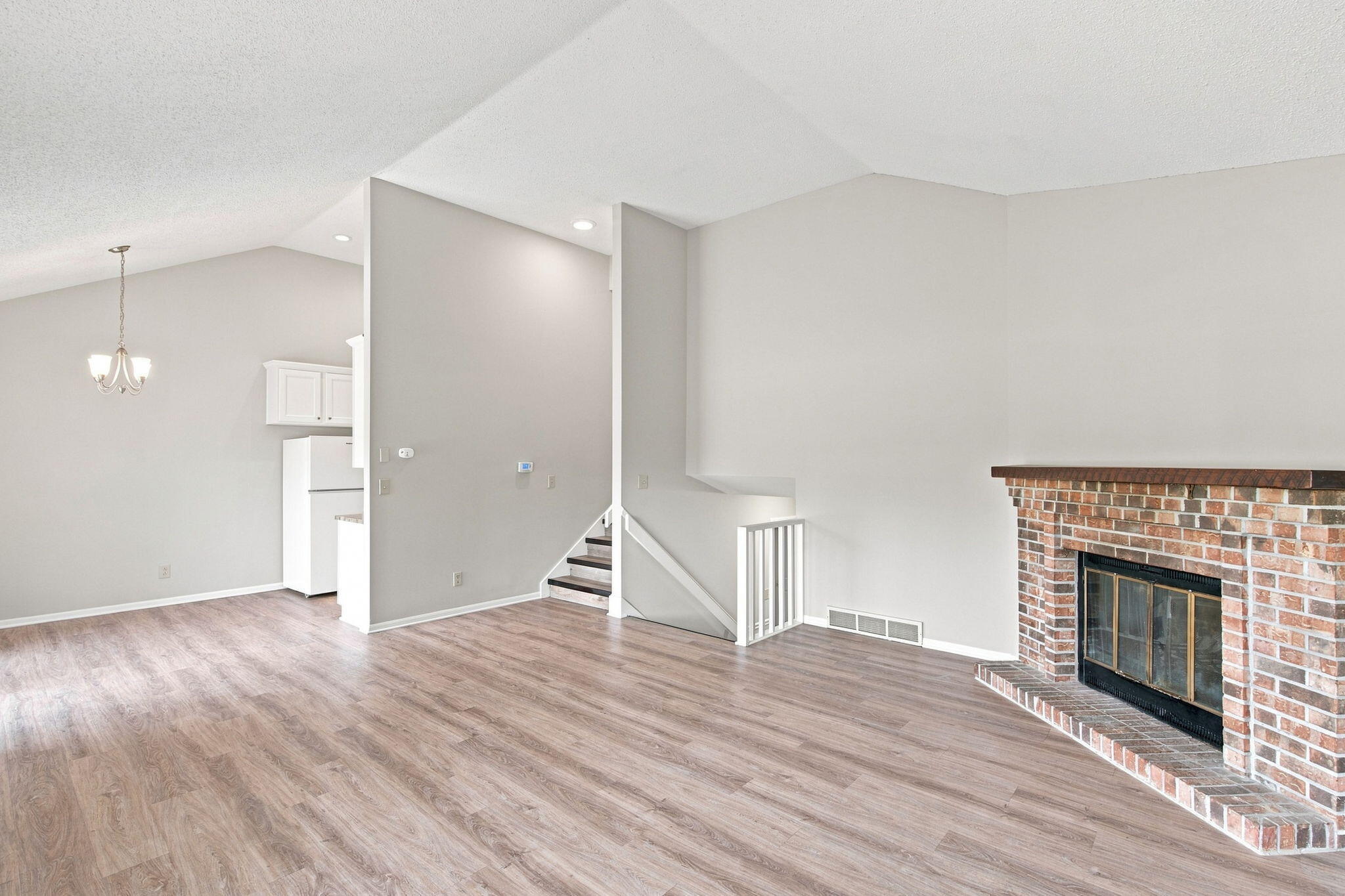 1724 N Chapman Ln Property Photo 13