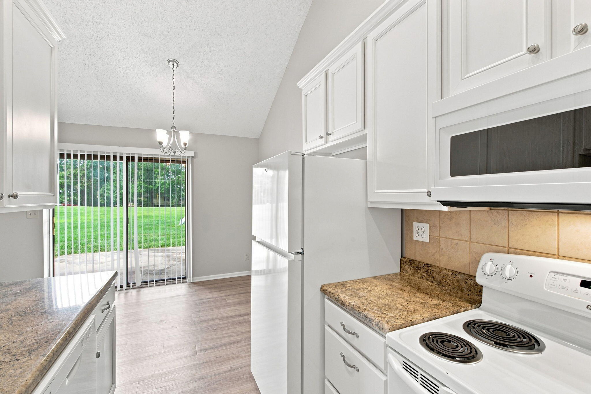 1724 N Chapman Ln Property Photo 17