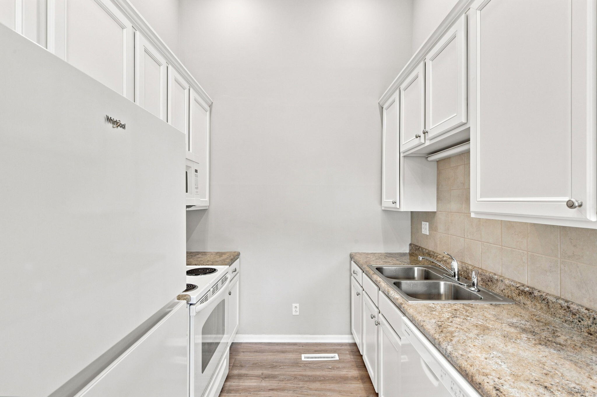 1724 N Chapman Ln Property Photo 18