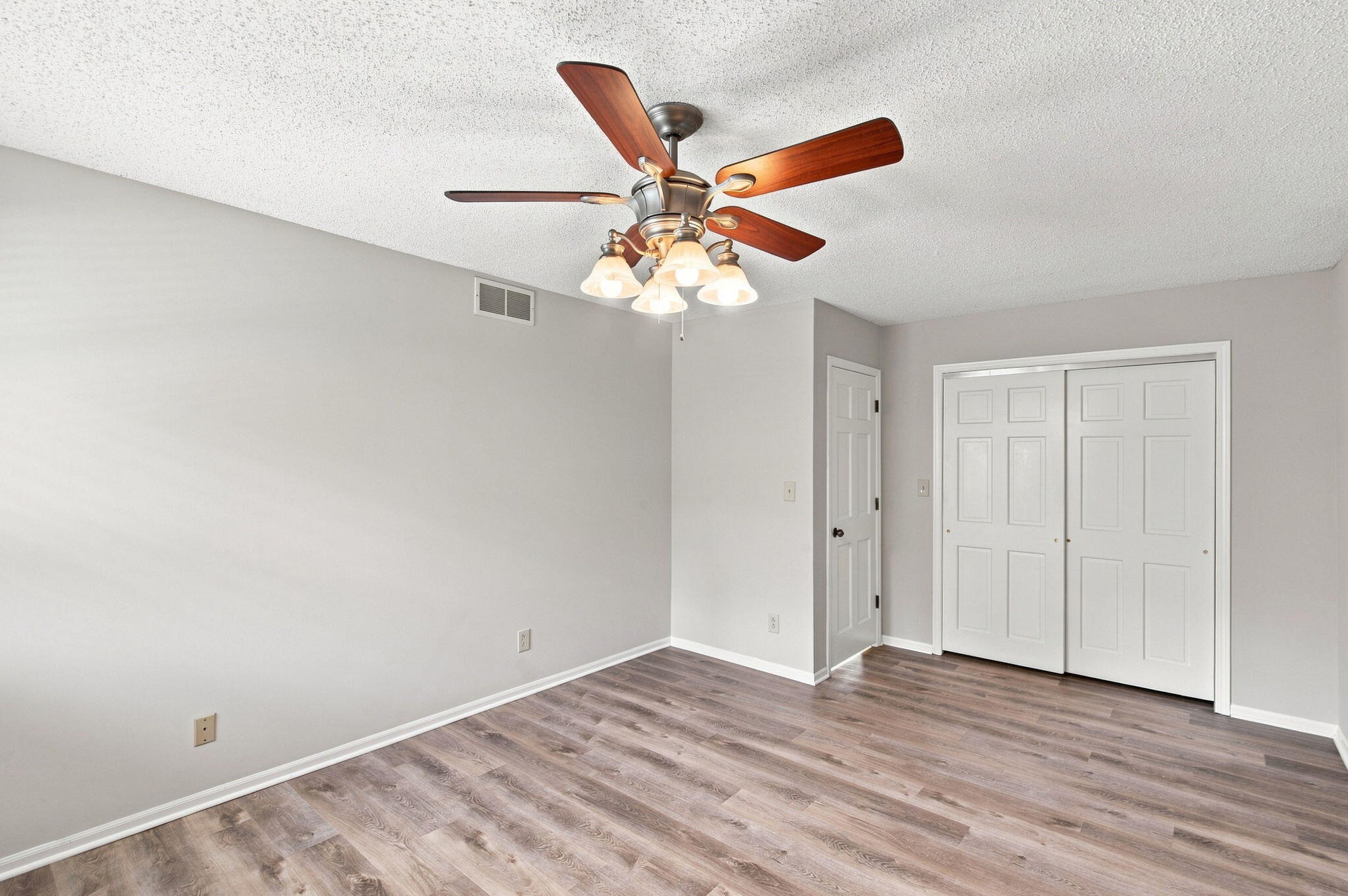 1724 N Chapman Ln Property Photo 19