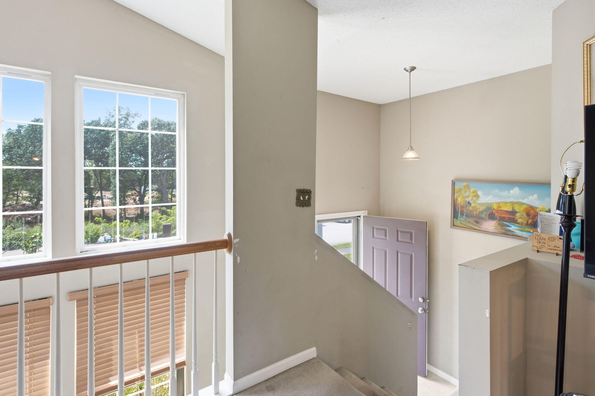 564 E Clearview Dr Property Photo 6
