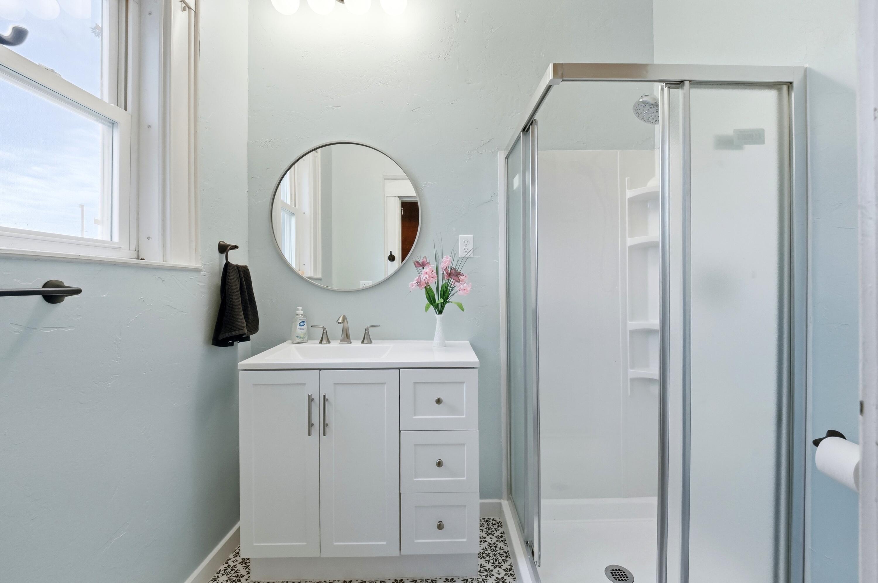 302 Shelby St Property Photo 13