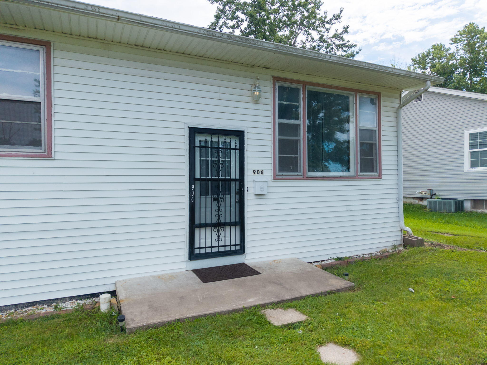 906 E Morningside Dr Property Photo 28