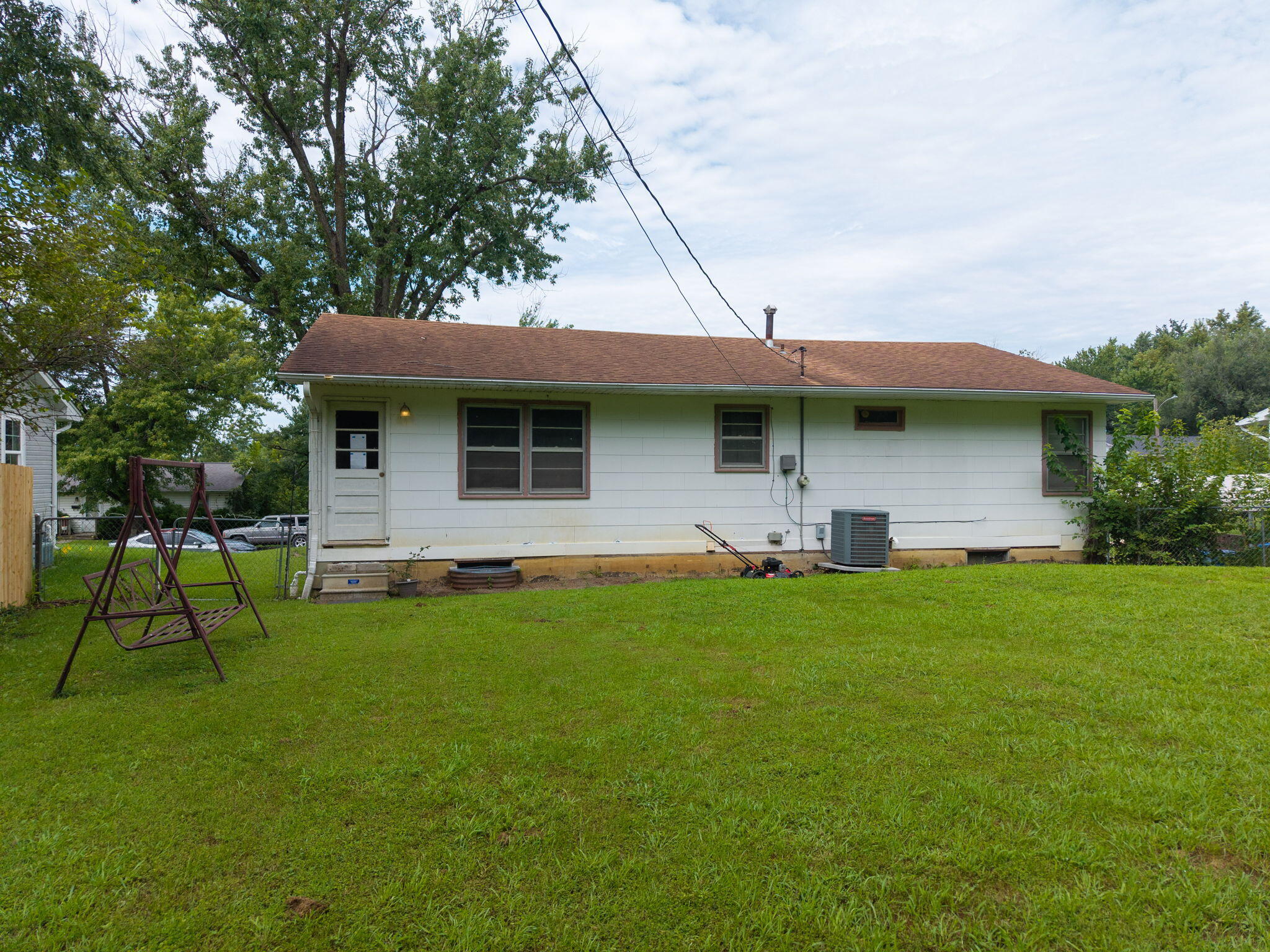 906 E Morningside Dr Property Photo 32