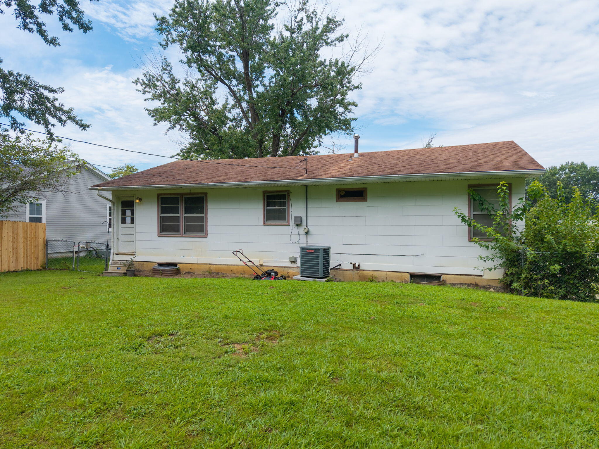 906 E Morningside Dr Property Photo 33