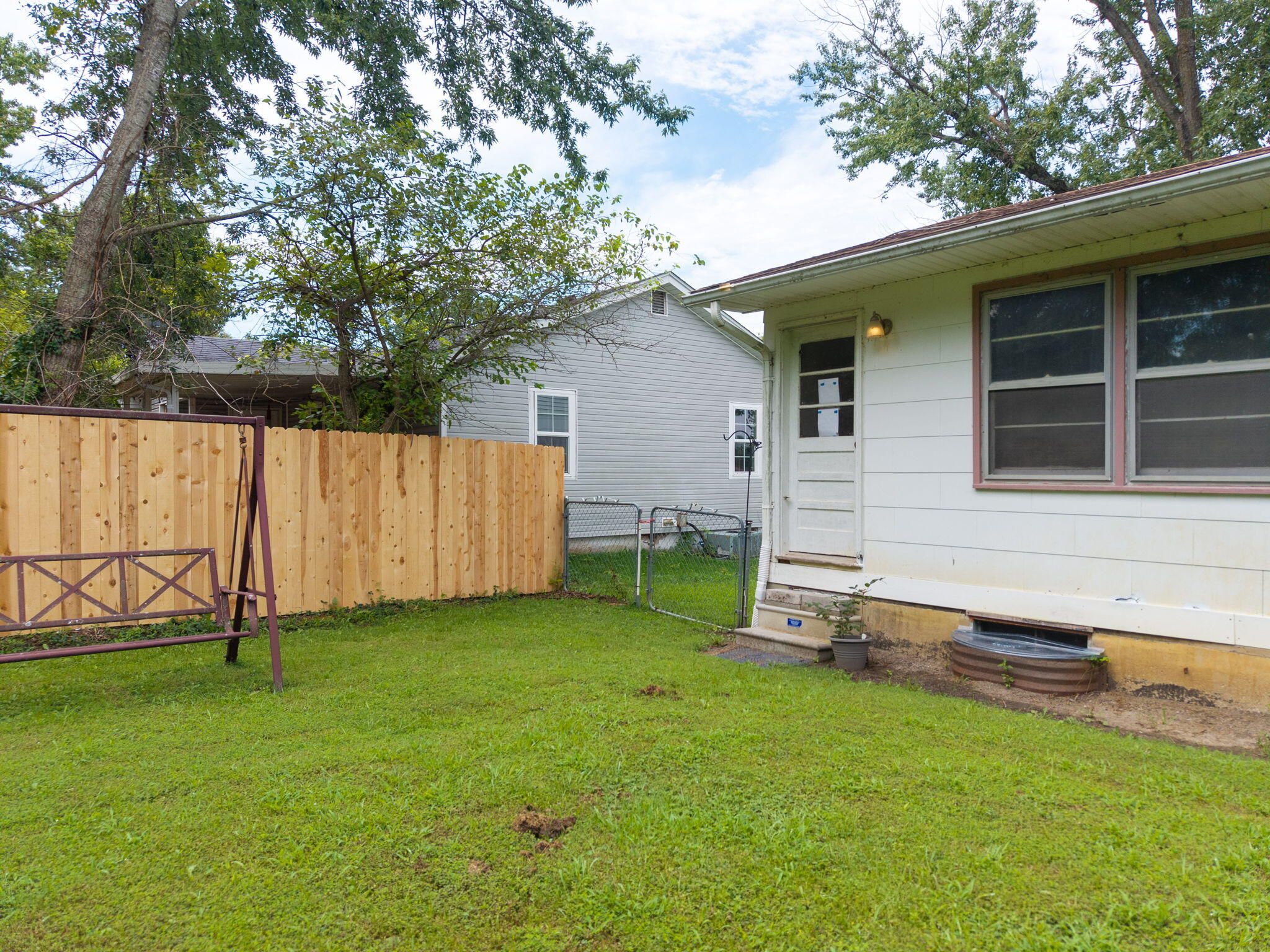 906 E Morningside Dr Property Photo 34