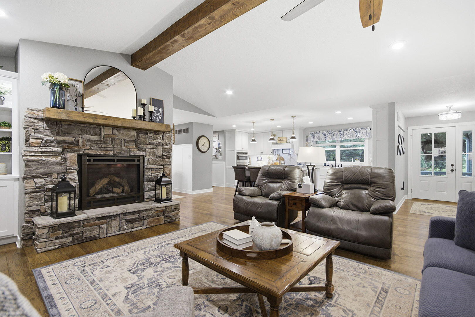 10109 Highway Nn Property Photo 16