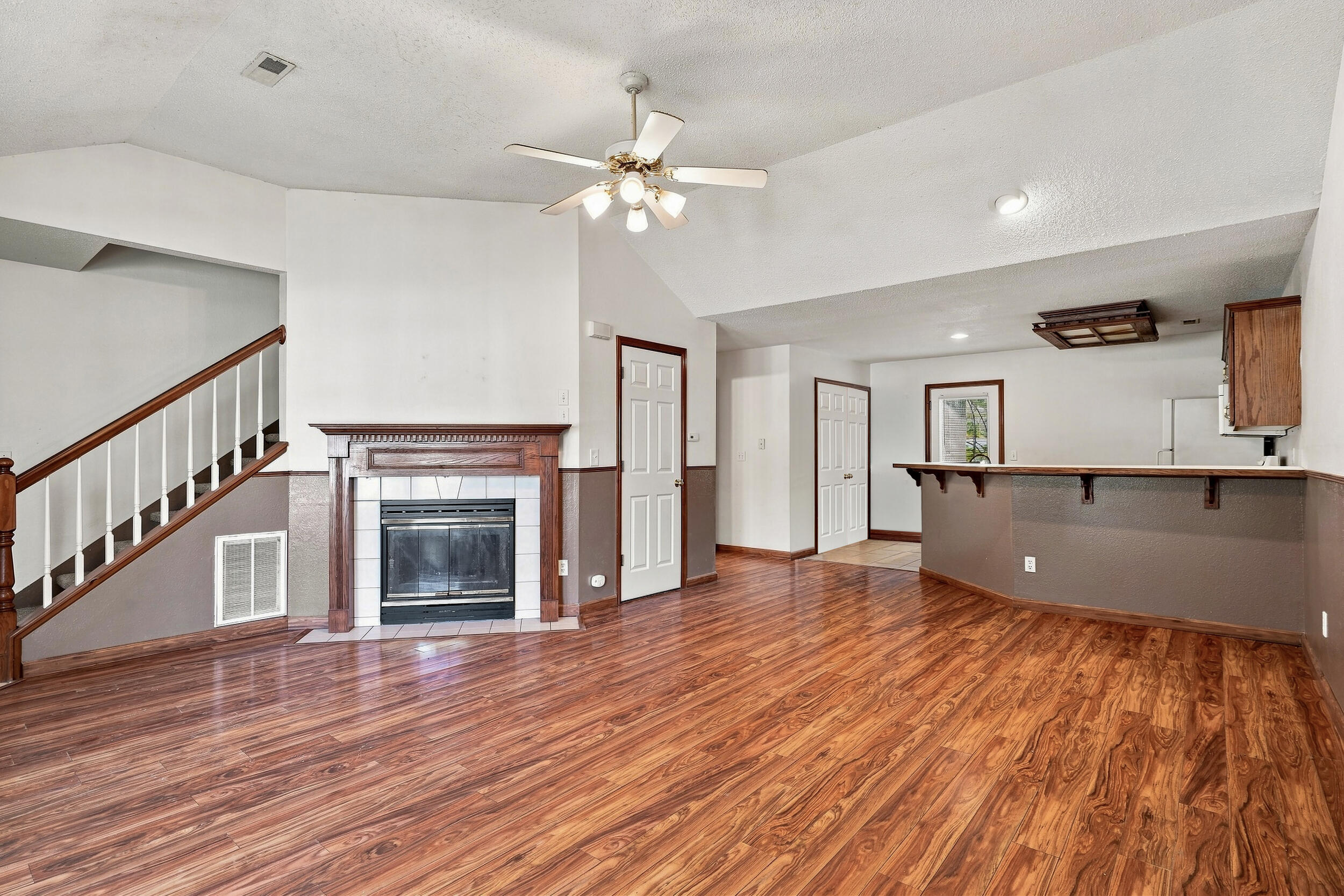 1317 Godas Dr Property Photo 5
