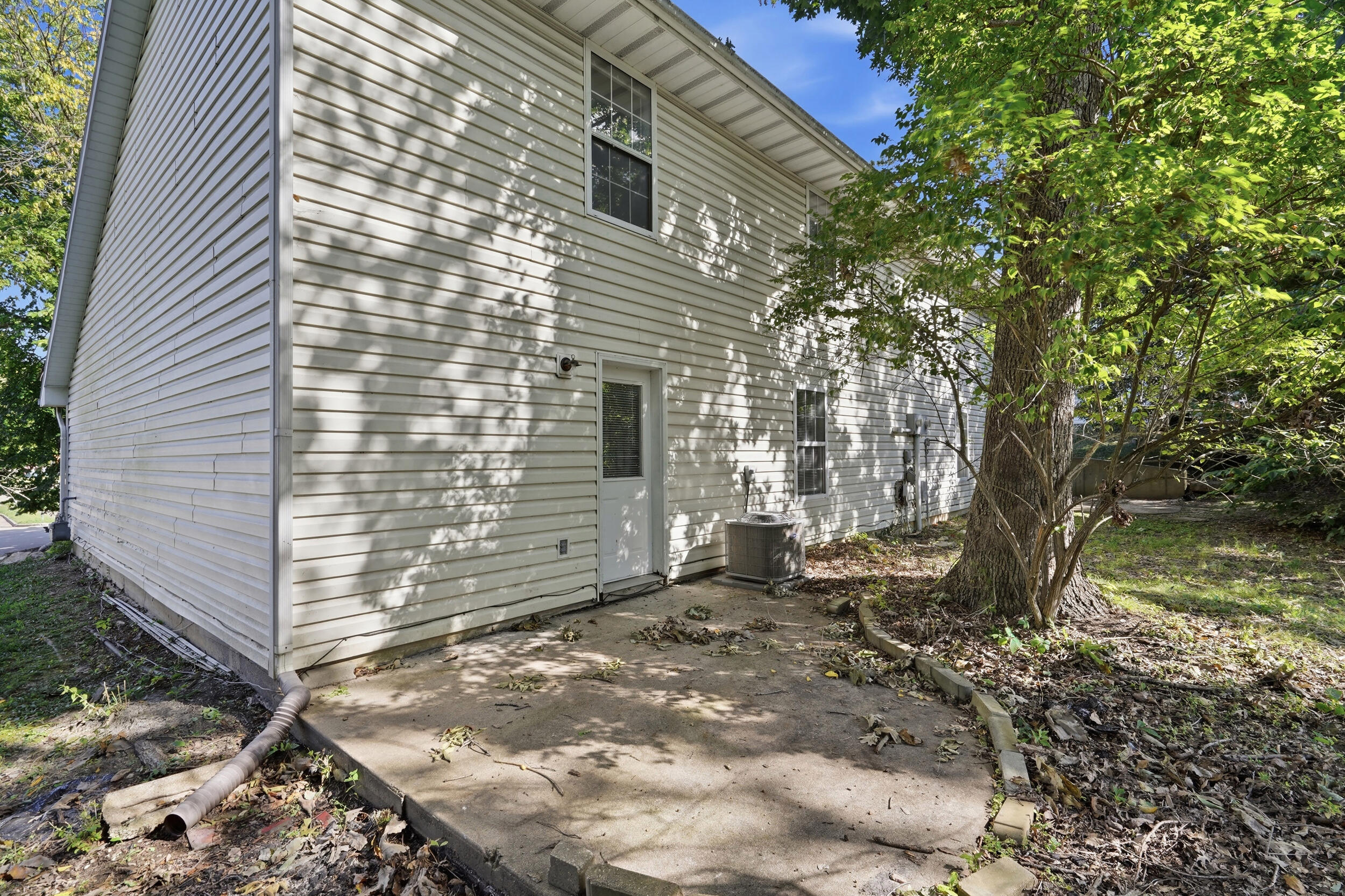 1317 Godas Dr Property Photo 20