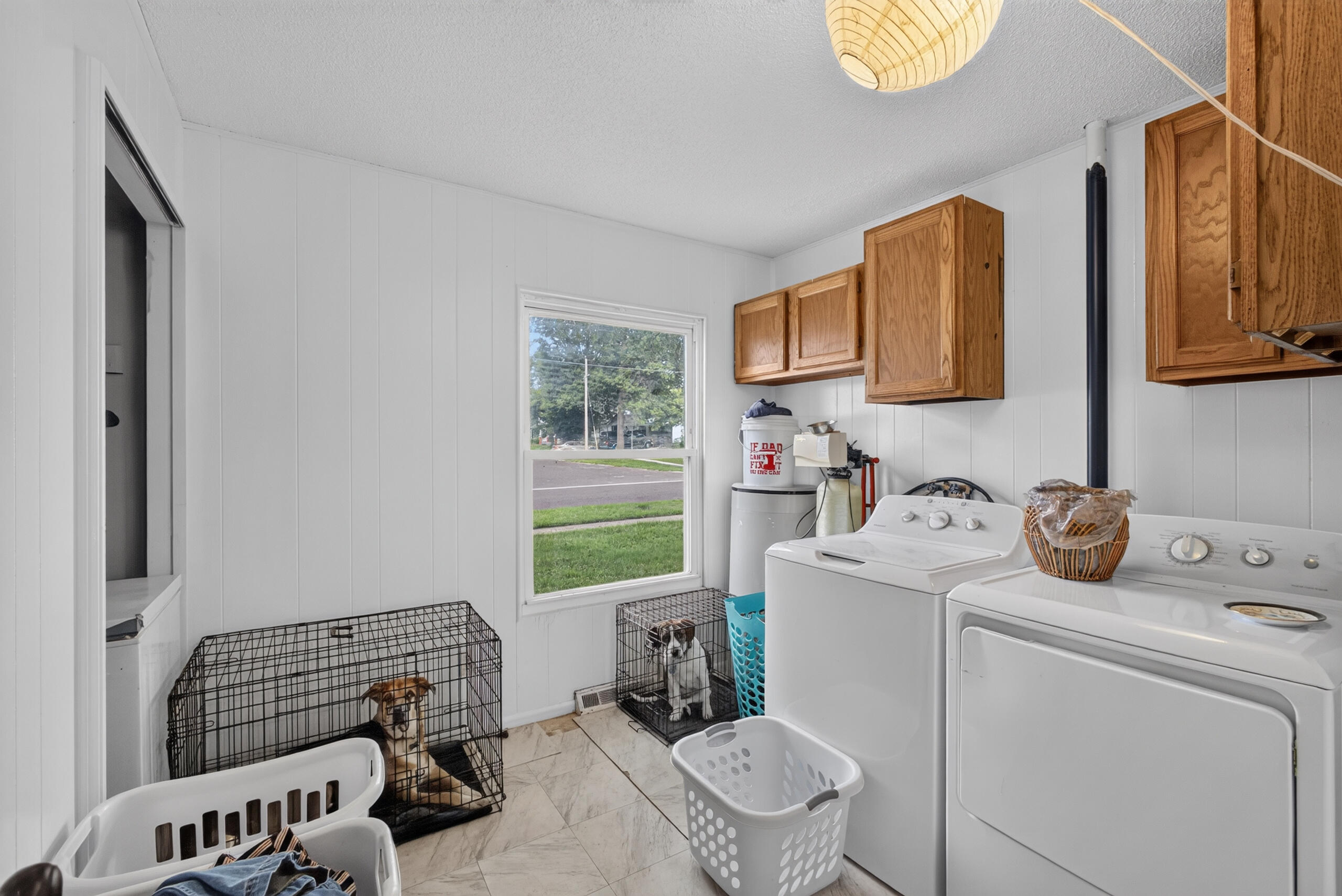 404 S Abat St Property Photo 24