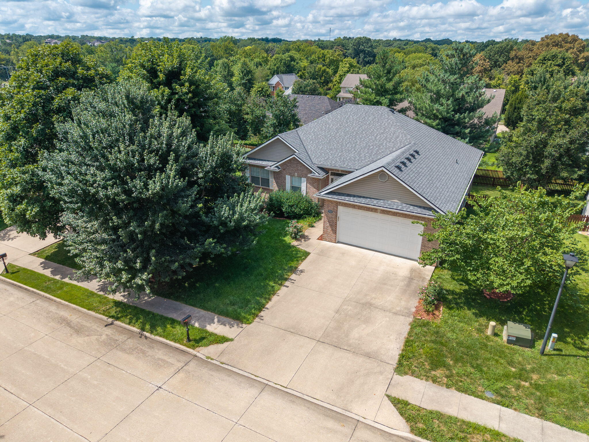 7011 Stanwood Dr Property Photo 1