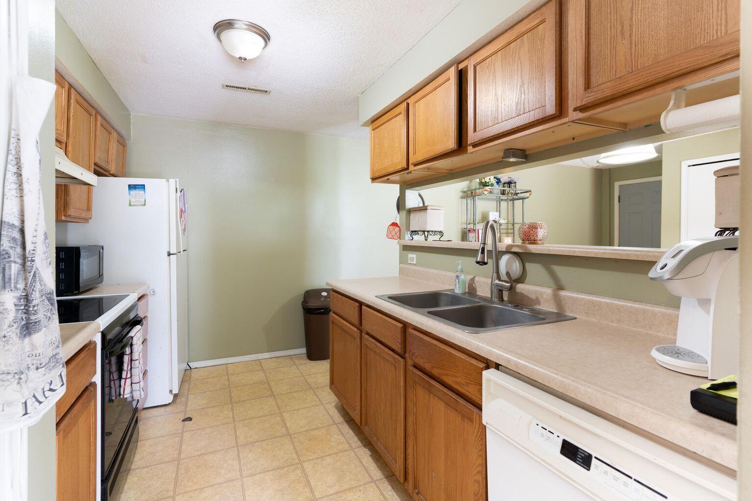 2501 Grandview Cir Property Photo 7