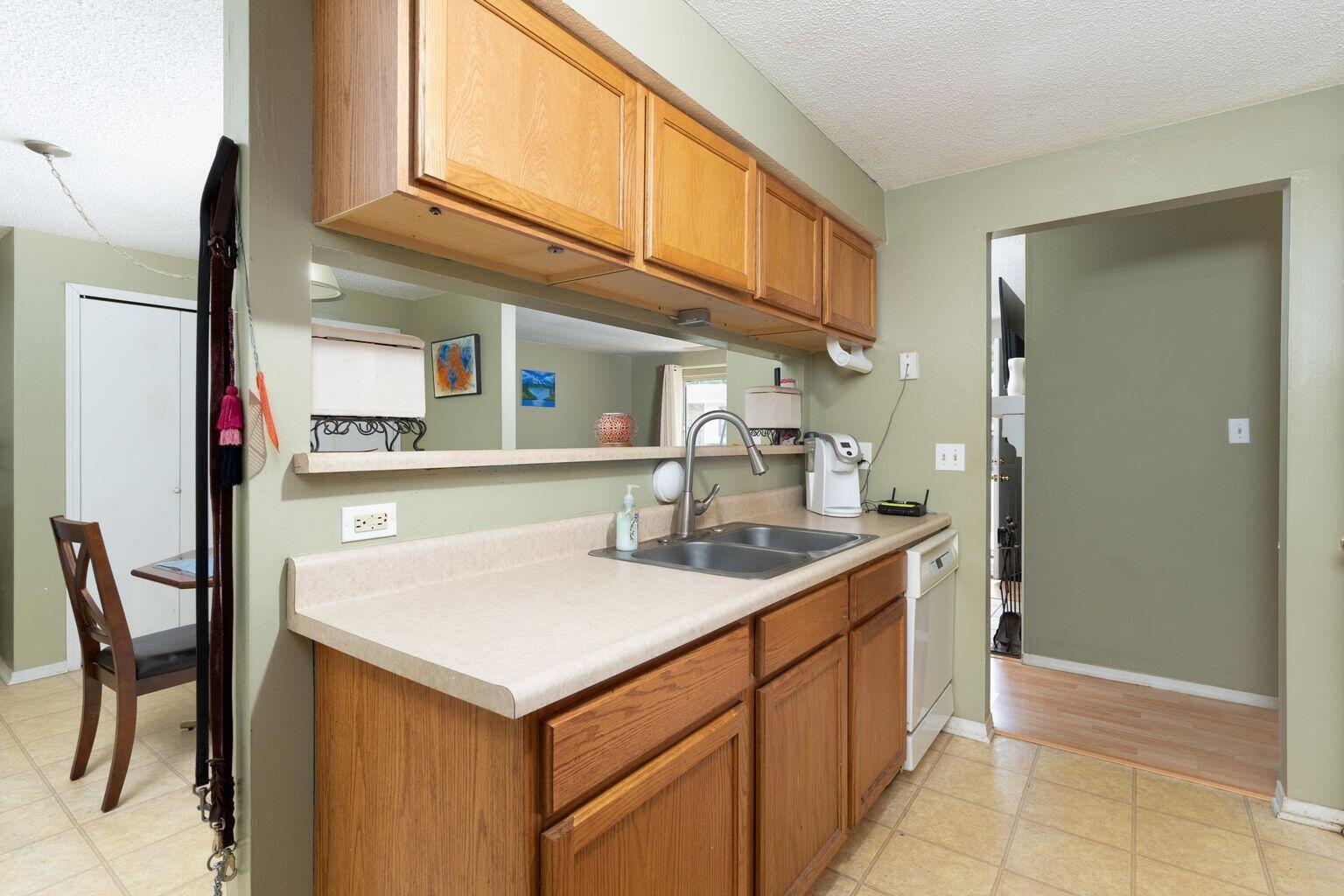 2501 Grandview Cir Property Photo 9